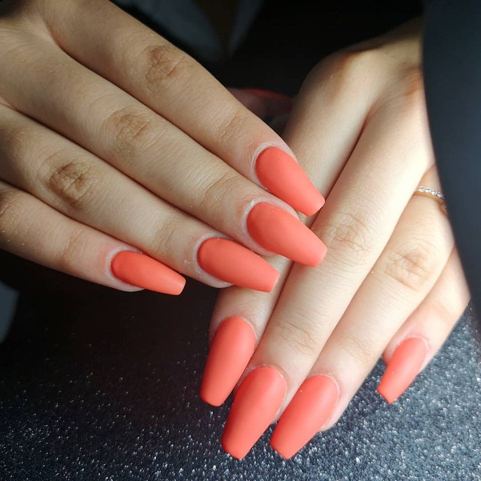 Construcción de uñas de gel o acrílico: Servicios de Cristina Nails Construcción de uñas de gel o acrílico: Servicios de Cristina Nails