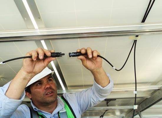 Instalaciones: Servicios de Disoler Espais Instalaciones: Servicios de Disoler Espais