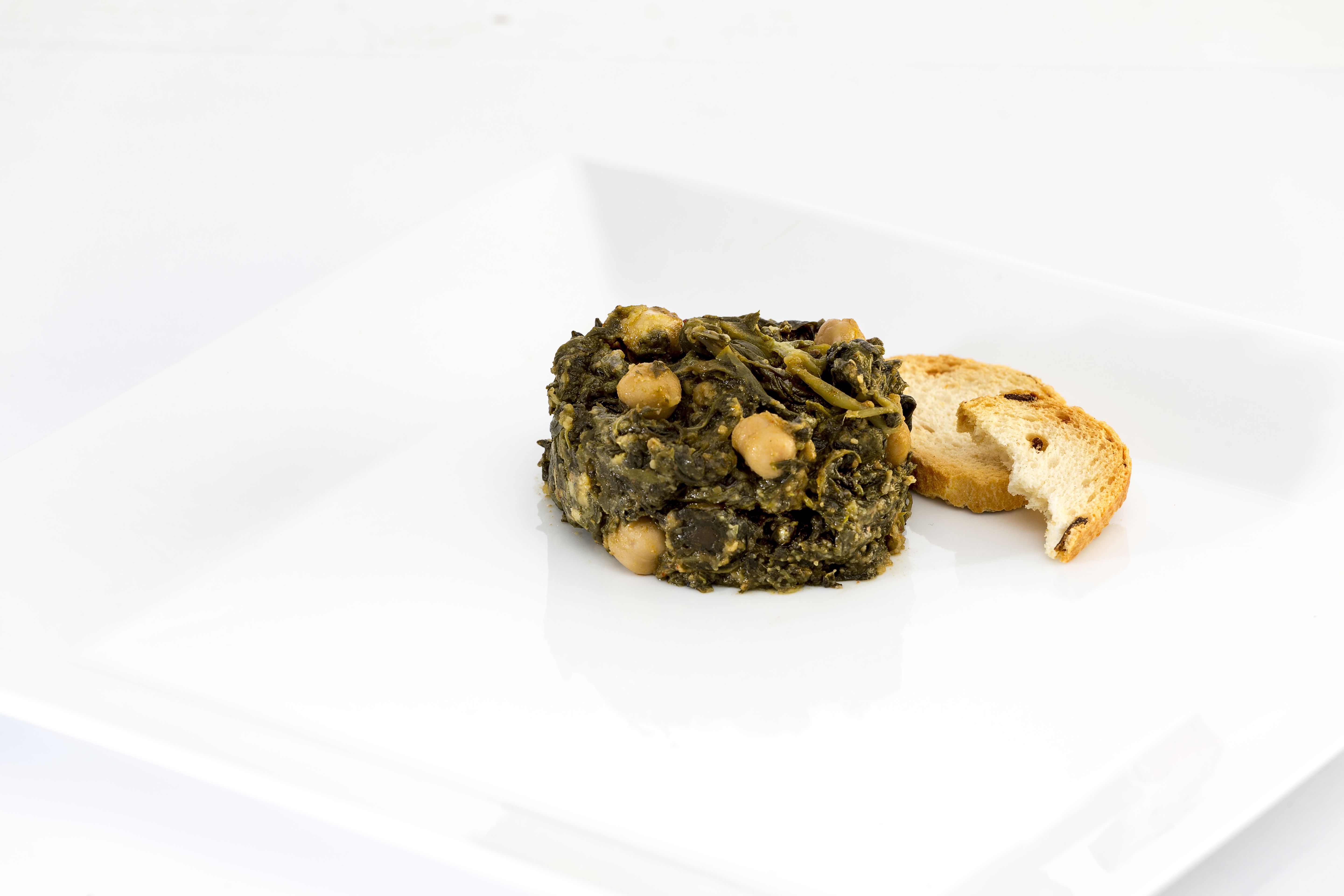 Espinacas con garbanzos 1kg: Nuestros productos de Precocinados Mi Tierra Espinacas con garbanzos 1kg: Nuestros productos de Precocinados Mi Tierra