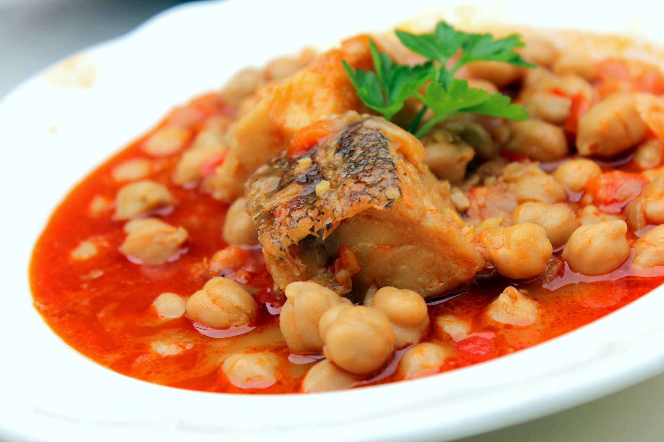 Garbanzos con bacalao 300g: Nuestros productos de Precocinados Mi Tierra Garbanzos con bacalao 300g: Nuestros productos de Precocinados Mi Tierra