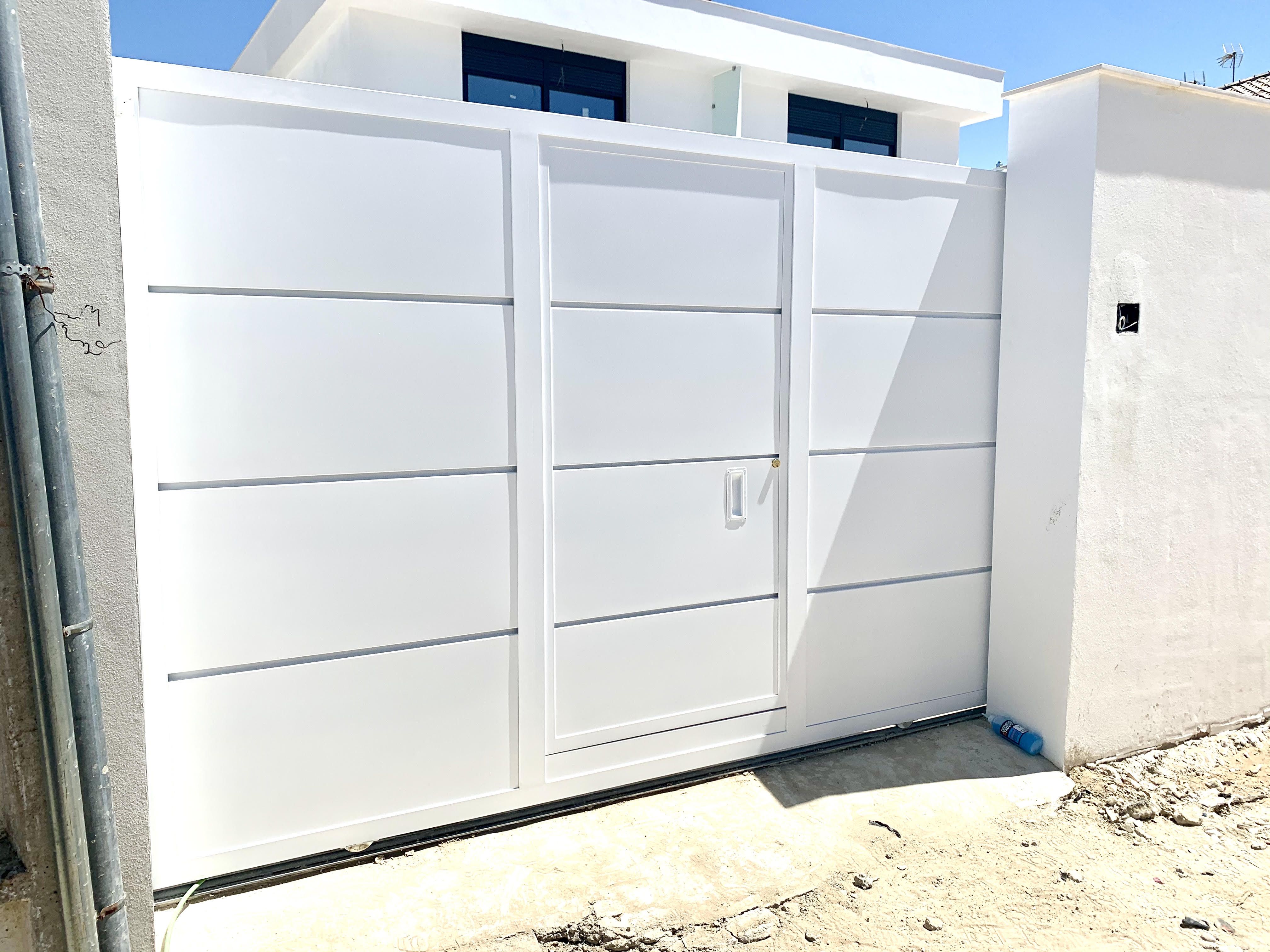 Automatismos: Nuestros servicios de Cerrajería Inox Las Salinas Automatismos: Nuestros servicios de Cerrajería Inox Las Salinas