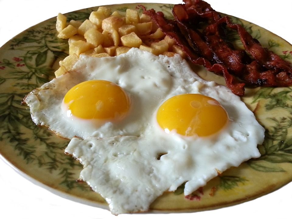 Platos combinados: Products de Cafetería Raúl Platos combinados: Products de Cafetería Raúl