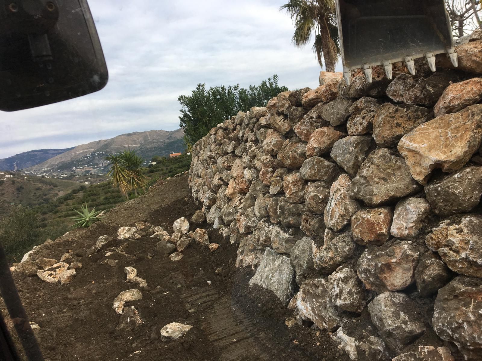 Excavaciones y movimientos de tierra