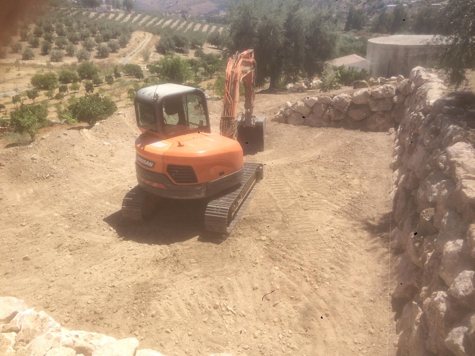 Excavaciones y movimientos de tierra