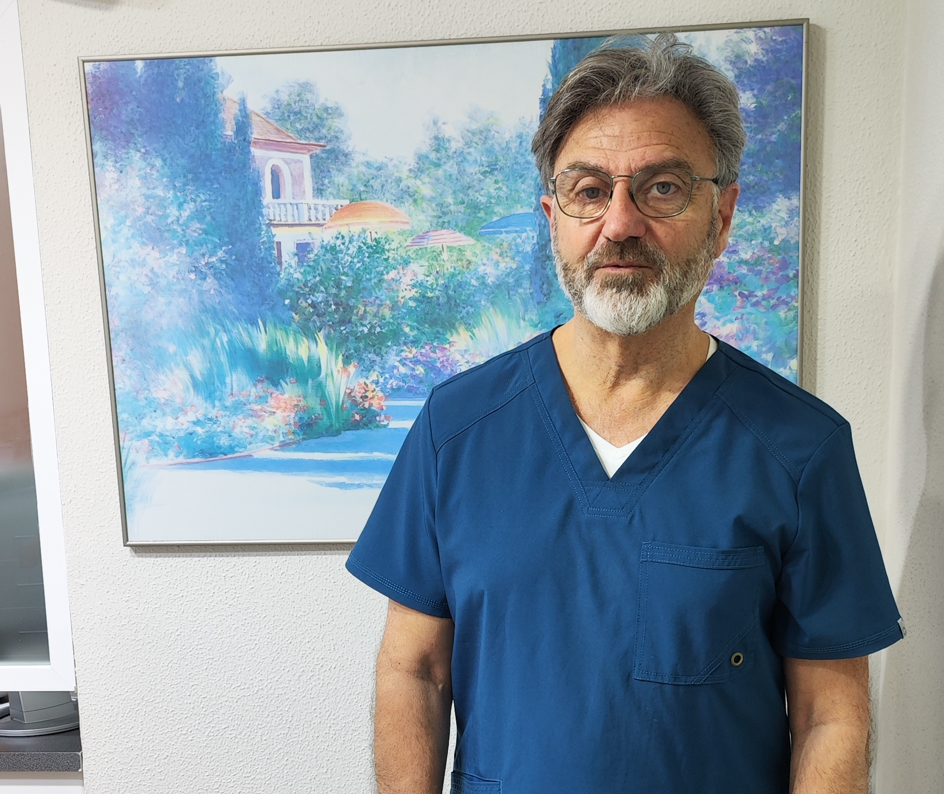 Dr. Fernando Román Pérez