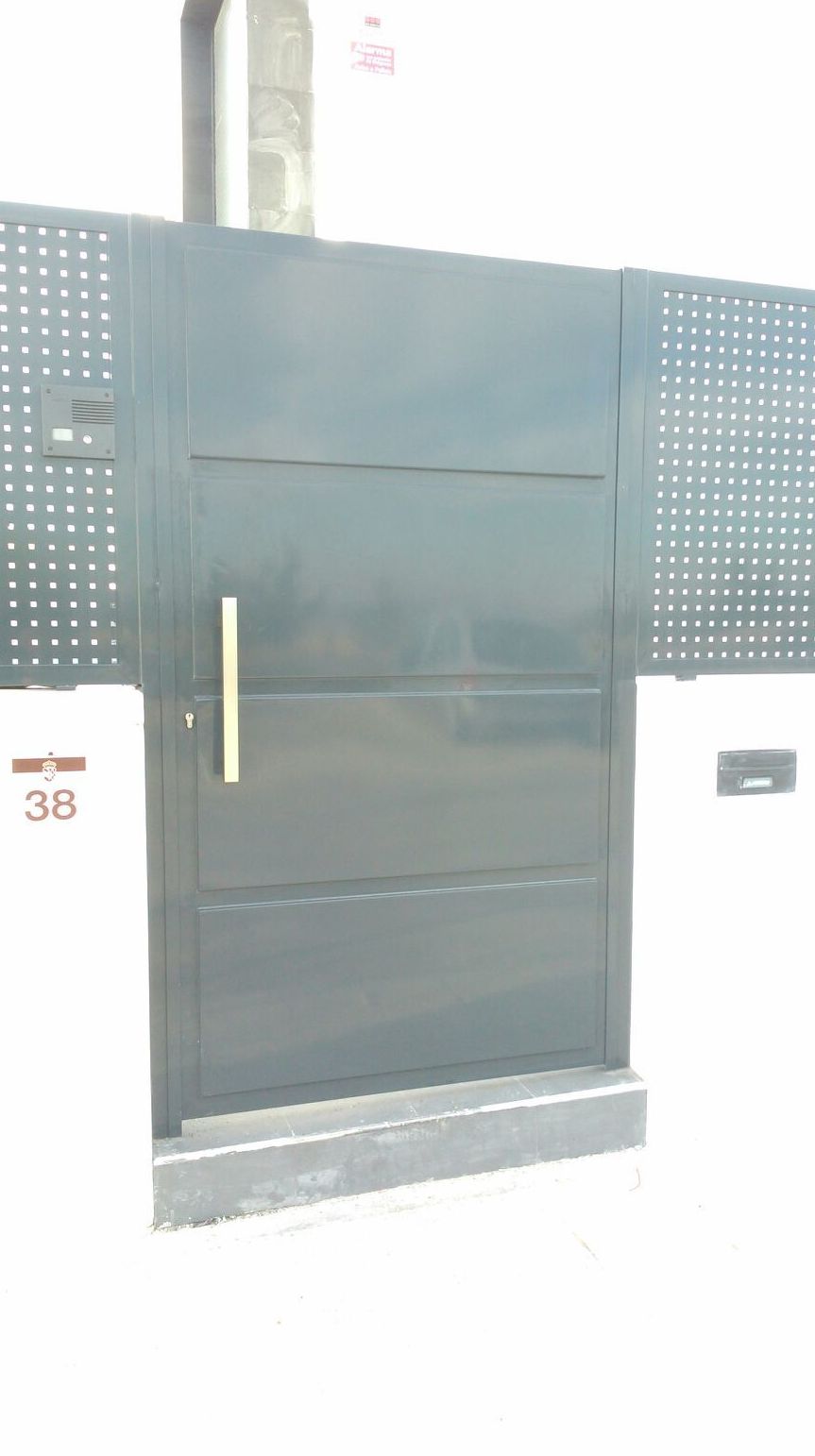Cerramiento de chalés: Servicios y Productos de Cerrajería Avelino Izquierdo, S.L. Cerramiento de chalés: Servicios y Productos de Cerrajería Avelino Izquierdo, S.L.