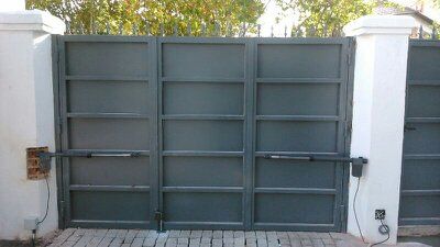 Puertas automaticas: Servicios y Productos de Cerrajería Avelino Izquierdo, S.L. Puertas automaticas: Servicios y Productos de Cerrajería Avelino Izquierdo, S.L.