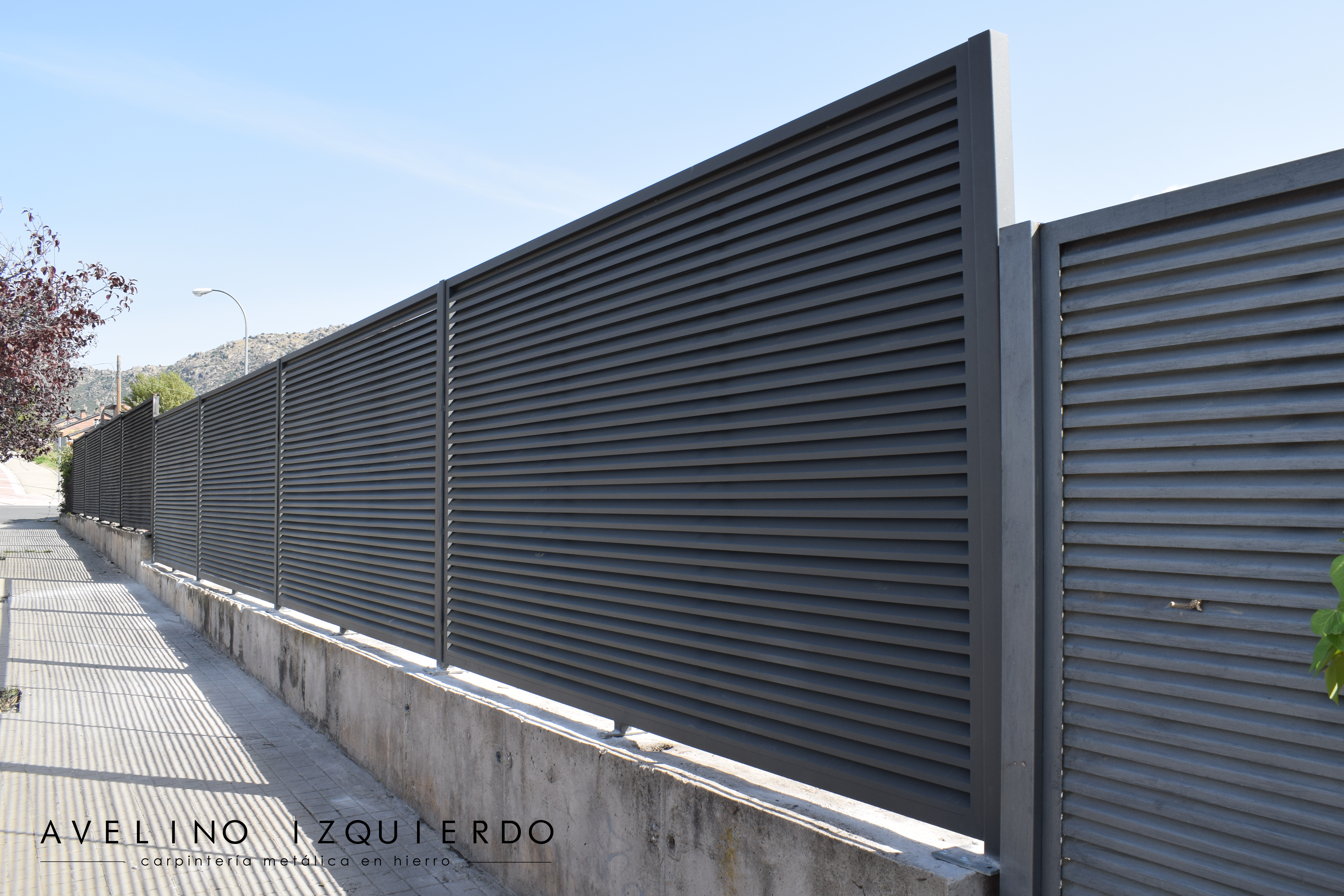 Vallados: Servicios y Productos de Cerrajería Avelino Izquierdo, S.L. Vallados: Servicios y Productos de Cerrajería Avelino Izquierdo, S.L.
