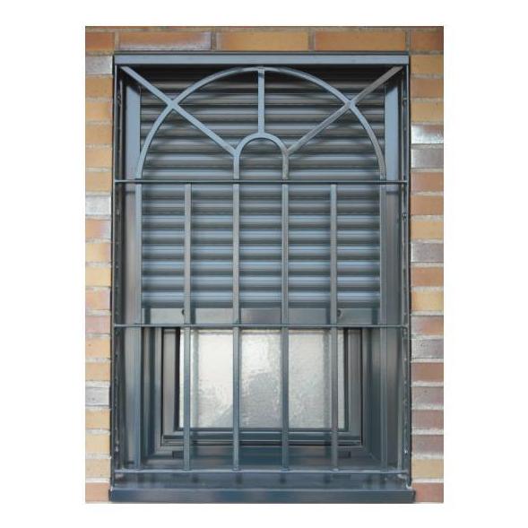Rejas tipo inglés: Servicios y Productos de Cerrajería Avelino Izquierdo, S.L. Rejas tipo inglés: Servicios y Productos de Cerrajería Avelino Izquierdo, S.L.