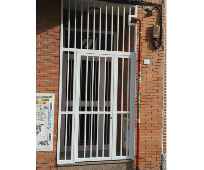 Cancela para portales: Servicios y Productos de Cerrajería Avelino Izquierdo, S.L. Cancela para portales: Servicios y Productos de Cerrajería Avelino Izquierdo, S.L.