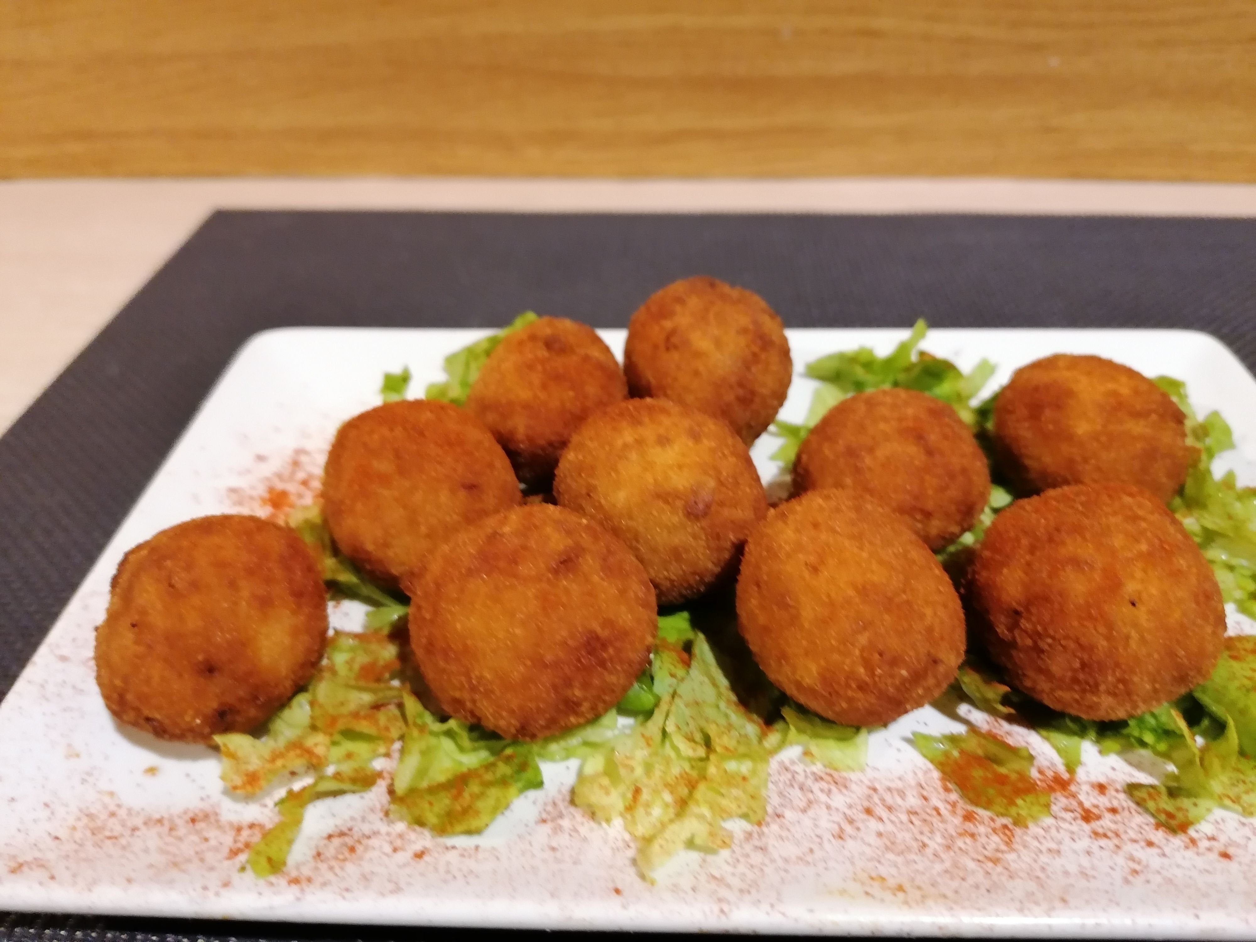 Croquetas, revueltos y mariscos: de Balcón de Floreano Croquetas, revueltos y mariscos: de Balcón de Floreano