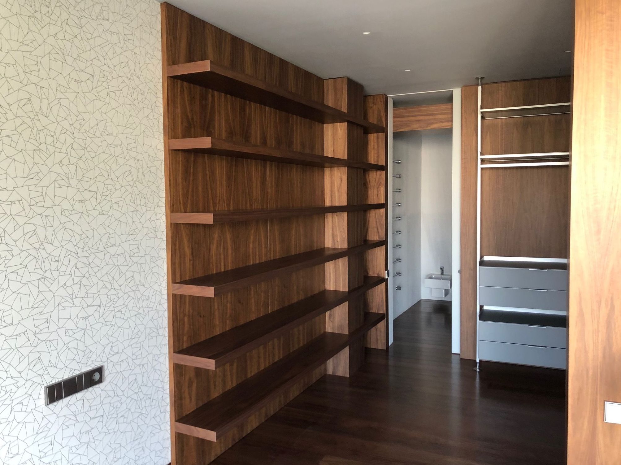 Madera natural y sintética: Servicios de Disecorma Madera natural y sintética: Servicios de Disecorma