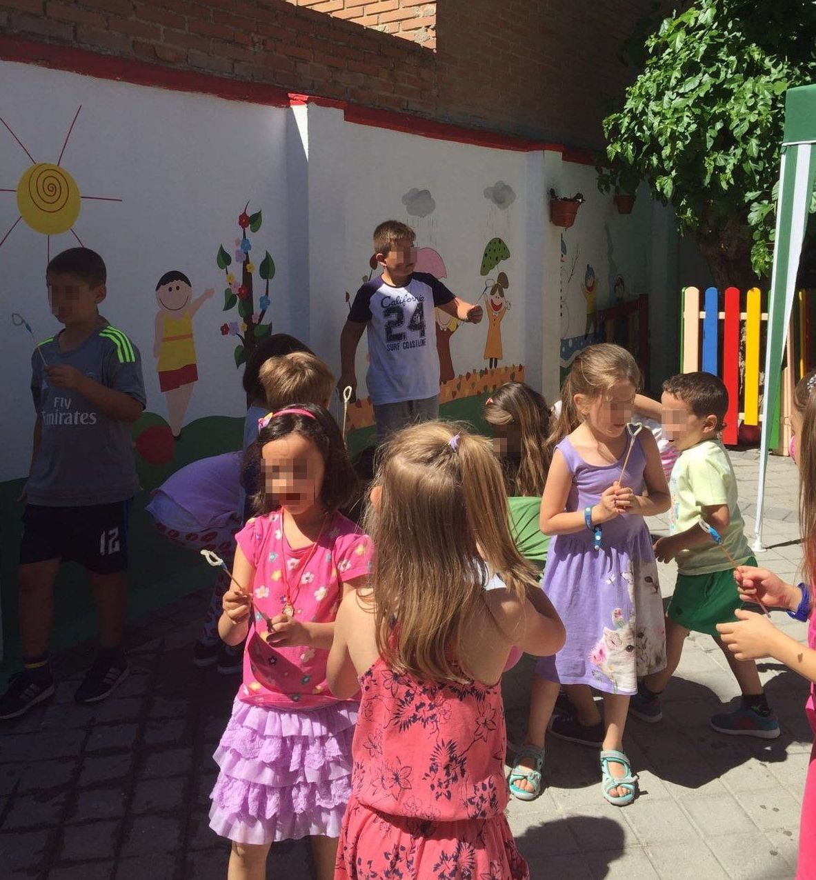 Taller: "Escuela de verano": Actividades de Como mola Taller: "Escuela de verano": Actividades de Como mola