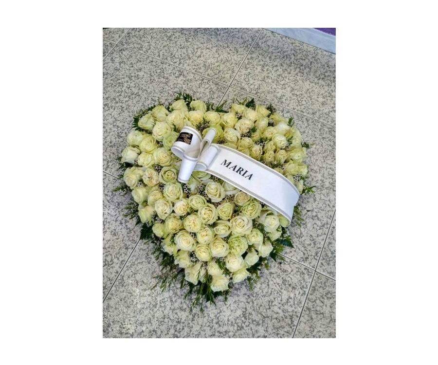 Corazón encima de la caja: Catálogo de FLORISTERÍA JOMACO Tanatorio As Burgas Corazón encima de la caja: Catálogo de FLORISTERÍA JOMACO Tanatorio As Burgas