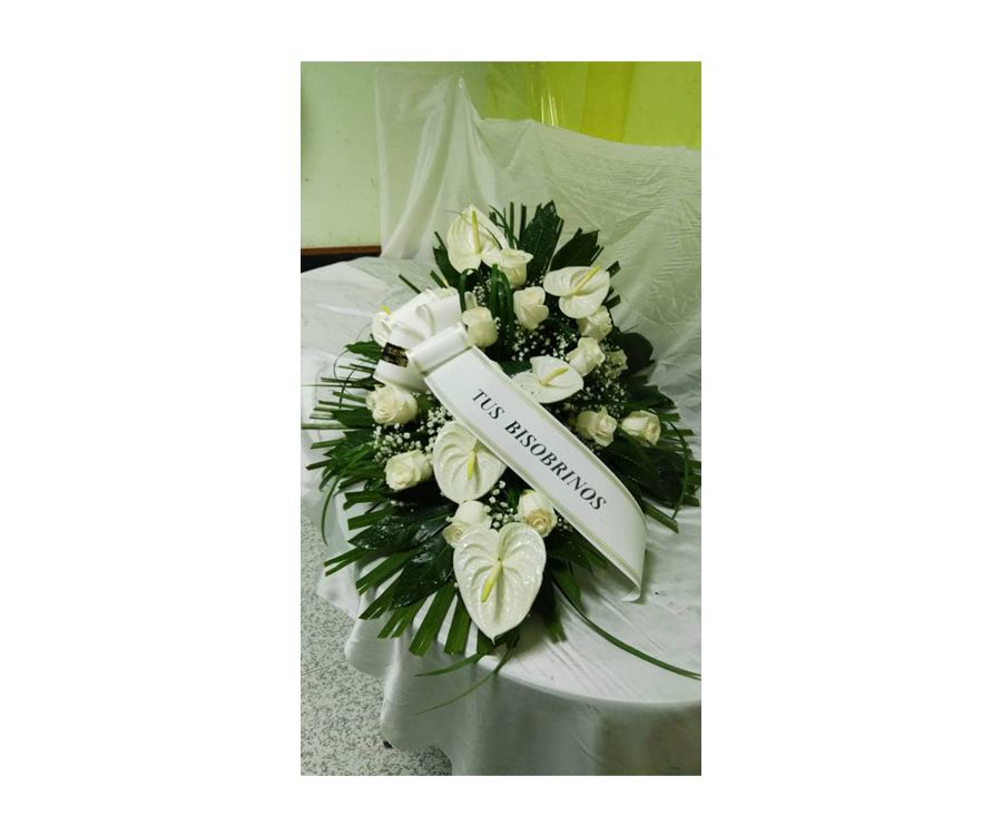 Centro encima de la caja: Catálogo de FLORISTERÍA JOMACO Tanatorio As Burgas Centro encima de la caja: Catálogo de FLORISTERÍA JOMACO Tanatorio As Burgas