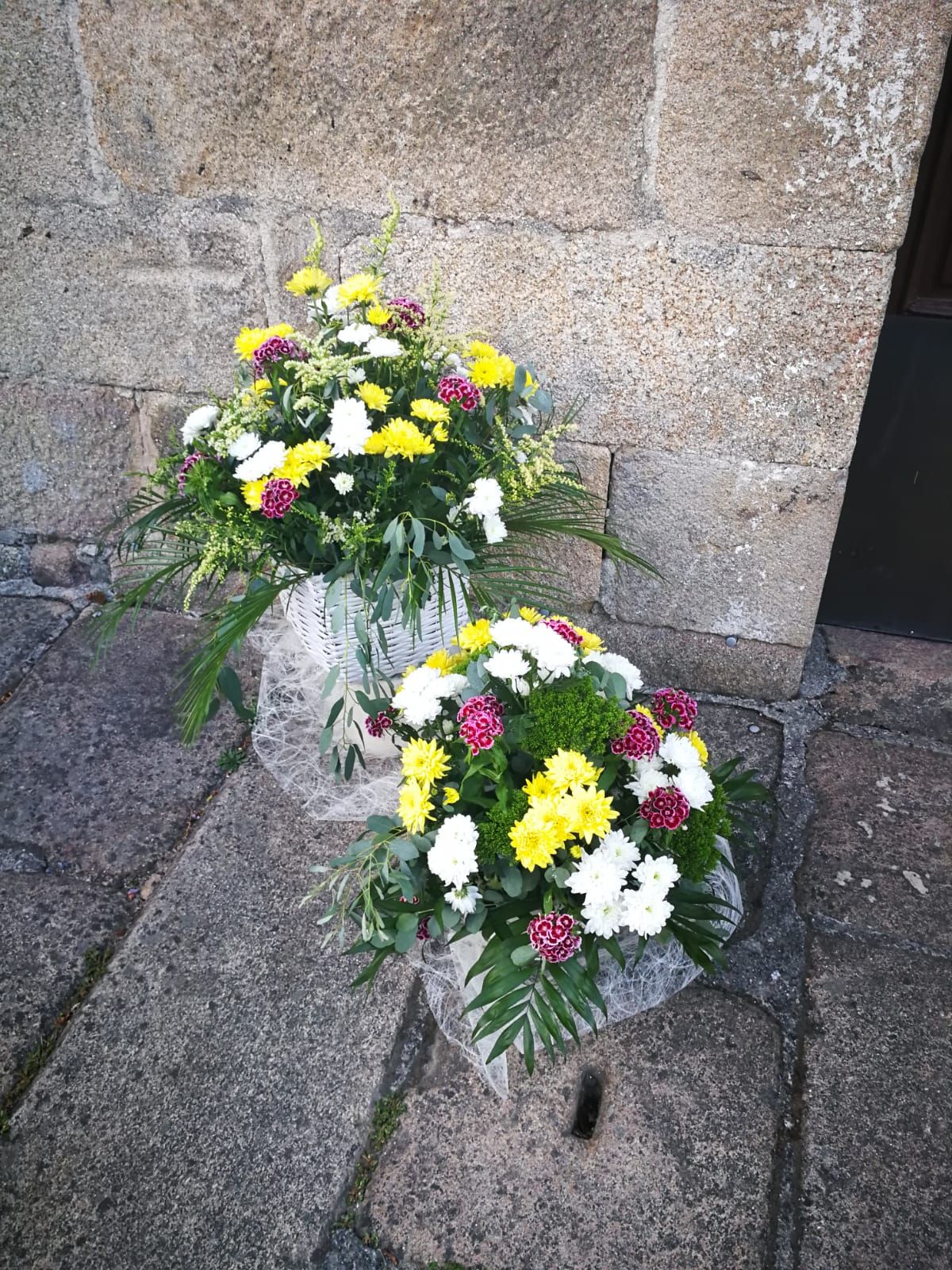 Bodas e Iglesias: Catálogo de FLORISTERÍA JOMACO Tanatorio As Burgas Bodas e Iglesias: Catálogo de FLORISTERÍA JOMACO Tanatorio As Burgas