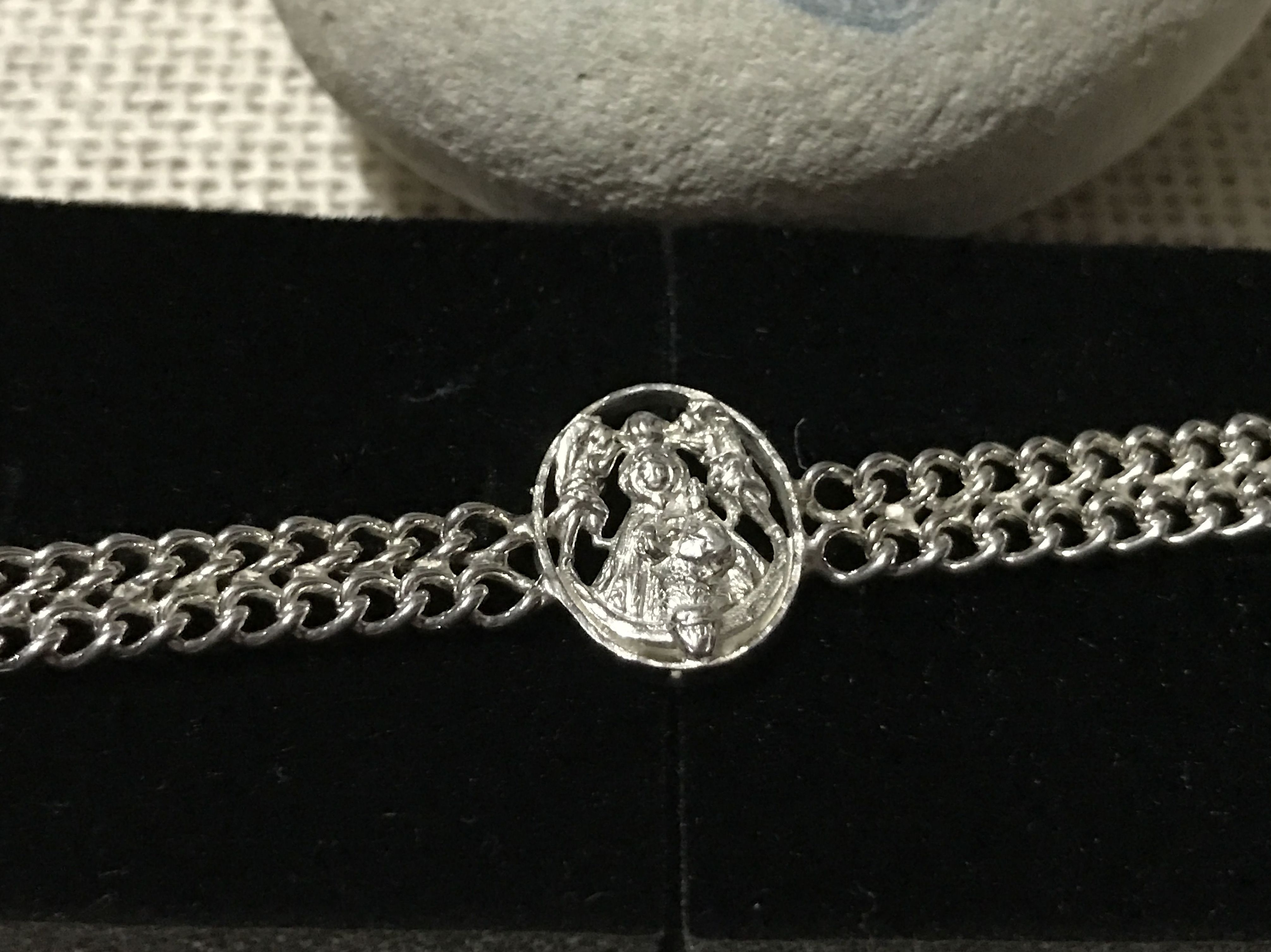 Pulsera R/145 Virgen de la Caridad Illescas Pulsera R/145 Virgen de la Caridad Illescas