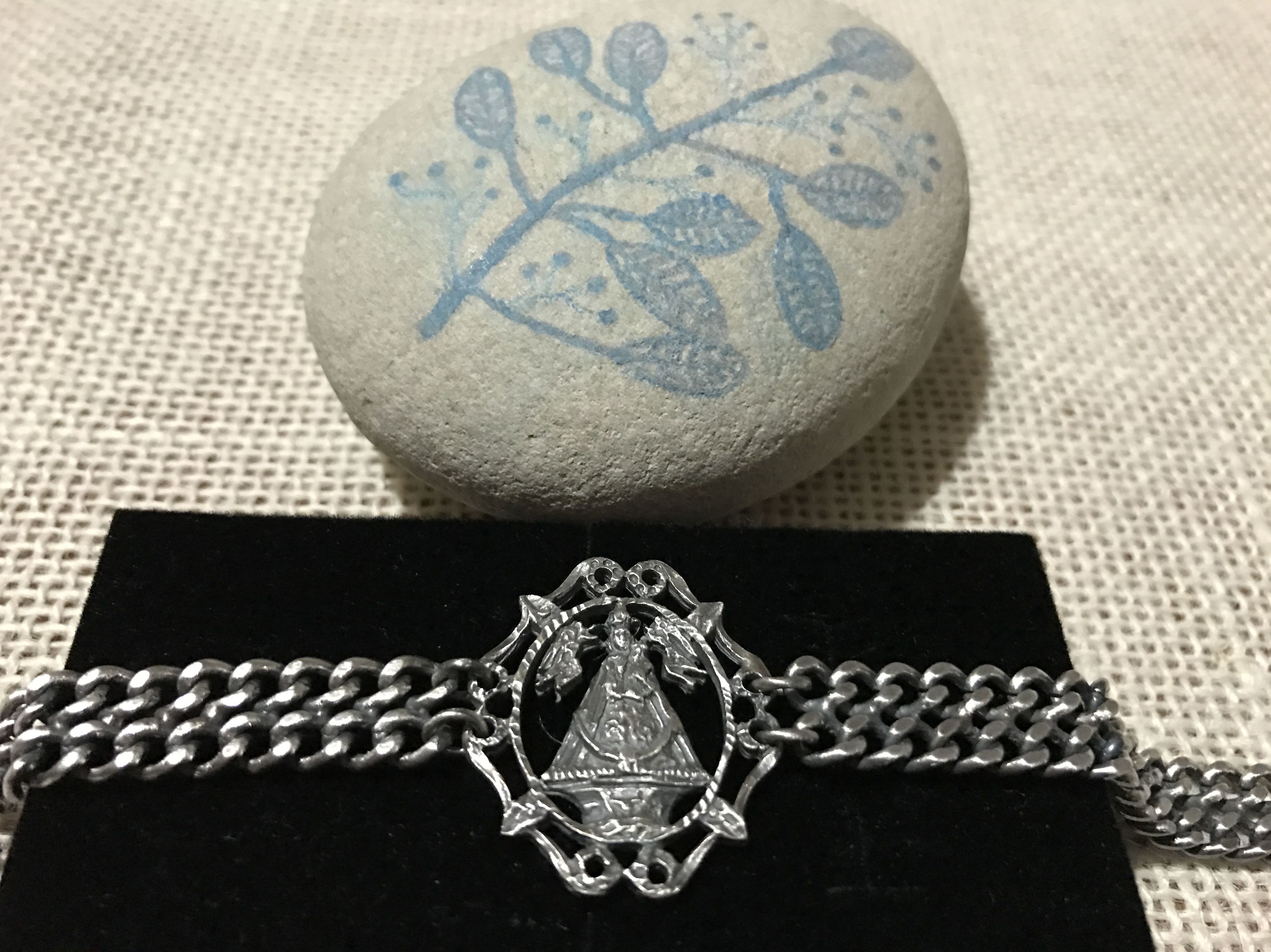 R/ 1001 Pulsera Nstra.de la Caridad : Productos y servicios de Mil990 Taller de Joyas Personalizadas R/ 1001 Pulsera Nstra.de la Caridad : Productos y servicios de Mil990 Taller de Joyas Personalizadas