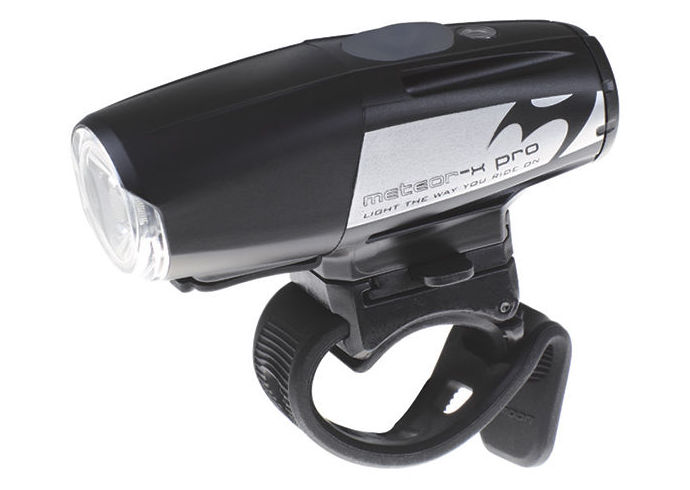 LUZ DELANTERA USB 450/700 LUMENS AUTOENCENDIDO: de Bici + Fácil LUZ DELANTERA USB 450/700 LUMENS AUTOENCENDIDO: de Bici + Fácil