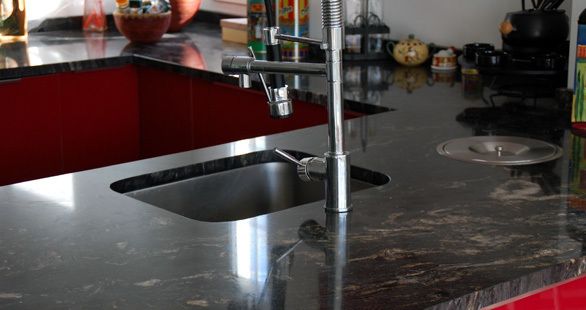 Encimeras de cocina y baño: Servicios de Granitos y Mármoles Moreno de Quer Encimeras de cocina y baño: Servicios de Granitos y Mármoles Moreno de Quer