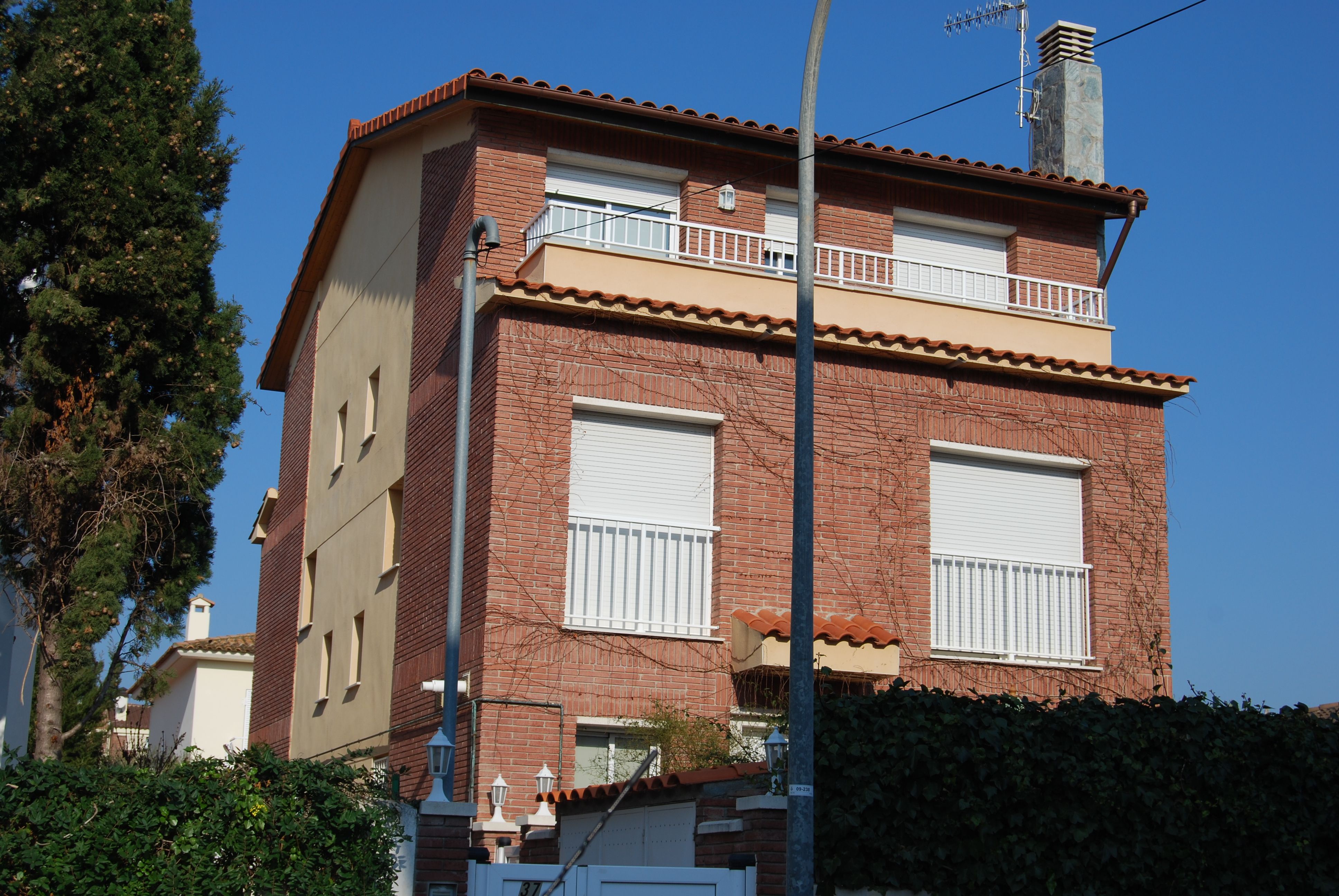 Proyectos de obra: Servicios de Arquimontgros Proyectos de obra: Servicios de Arquimontgros