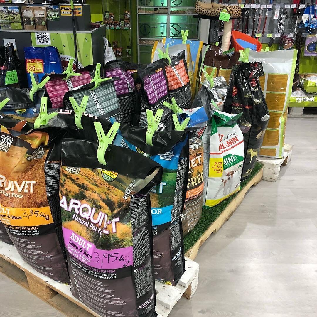 Alimentos para perros y gatos: Catálogo de Reptil Parc Alimentos para perros y gatos: Catálogo de Reptil Parc