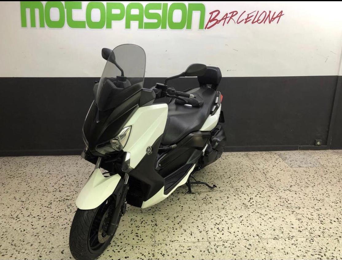 YAMAHA XMAX 400 ABS: de Motopasión Barcelona YAMAHA XMAX 400 ABS: de Motopasión Barcelona
