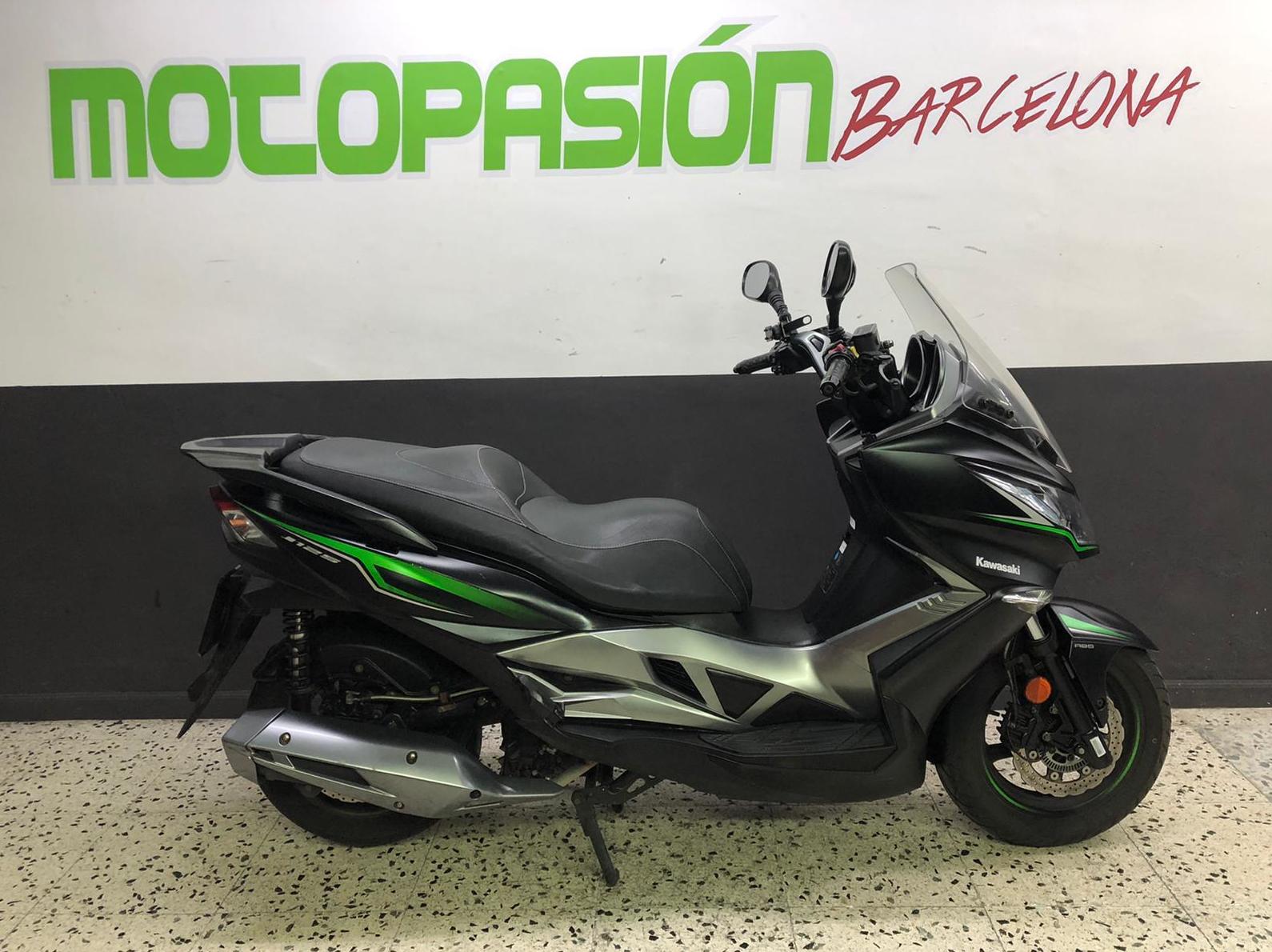 KAWASAKI J 125: de Motopasión Barcelona KAWASAKI J 125: de Motopasión Barcelona