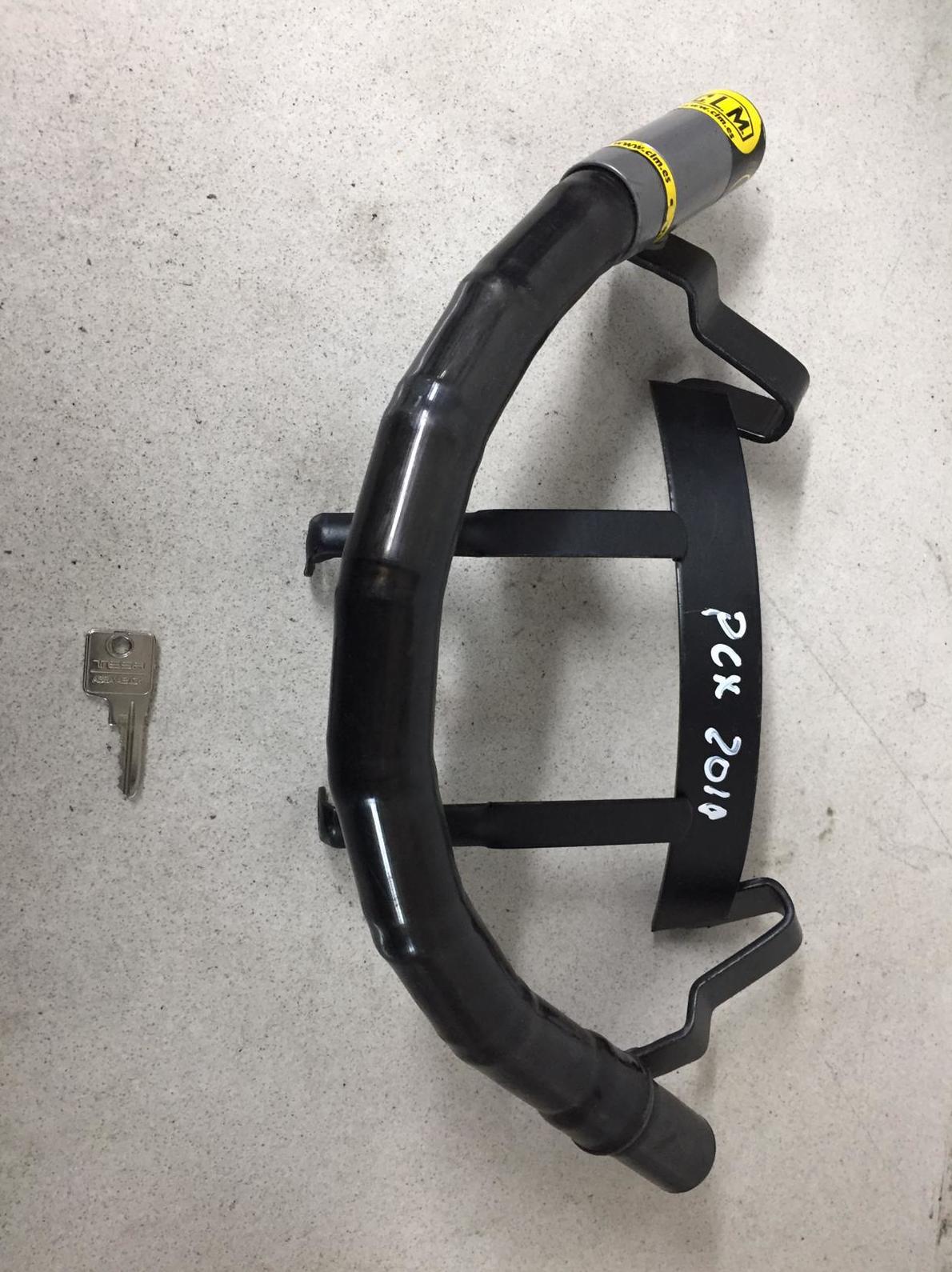 CANDADO DE MANILLAR HONDA PCX: de Motopasión Barcelona CANDADO DE MANILLAR HONDA PCX: de Motopasión Barcelona