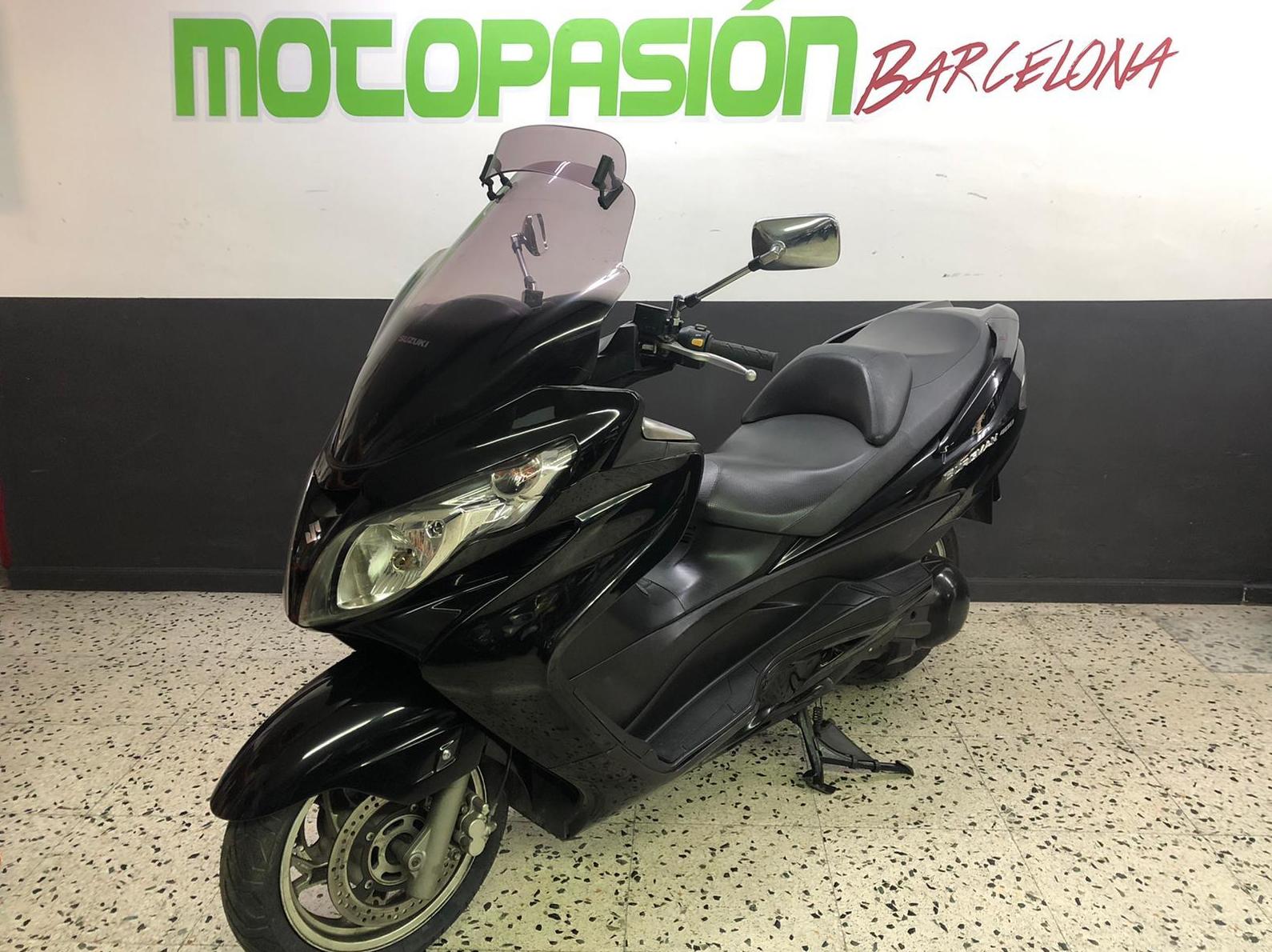 SUZUKI BURMAN 400: de Motopasión Barcelona SUZUKI BURMAN 400: de Motopasión Barcelona