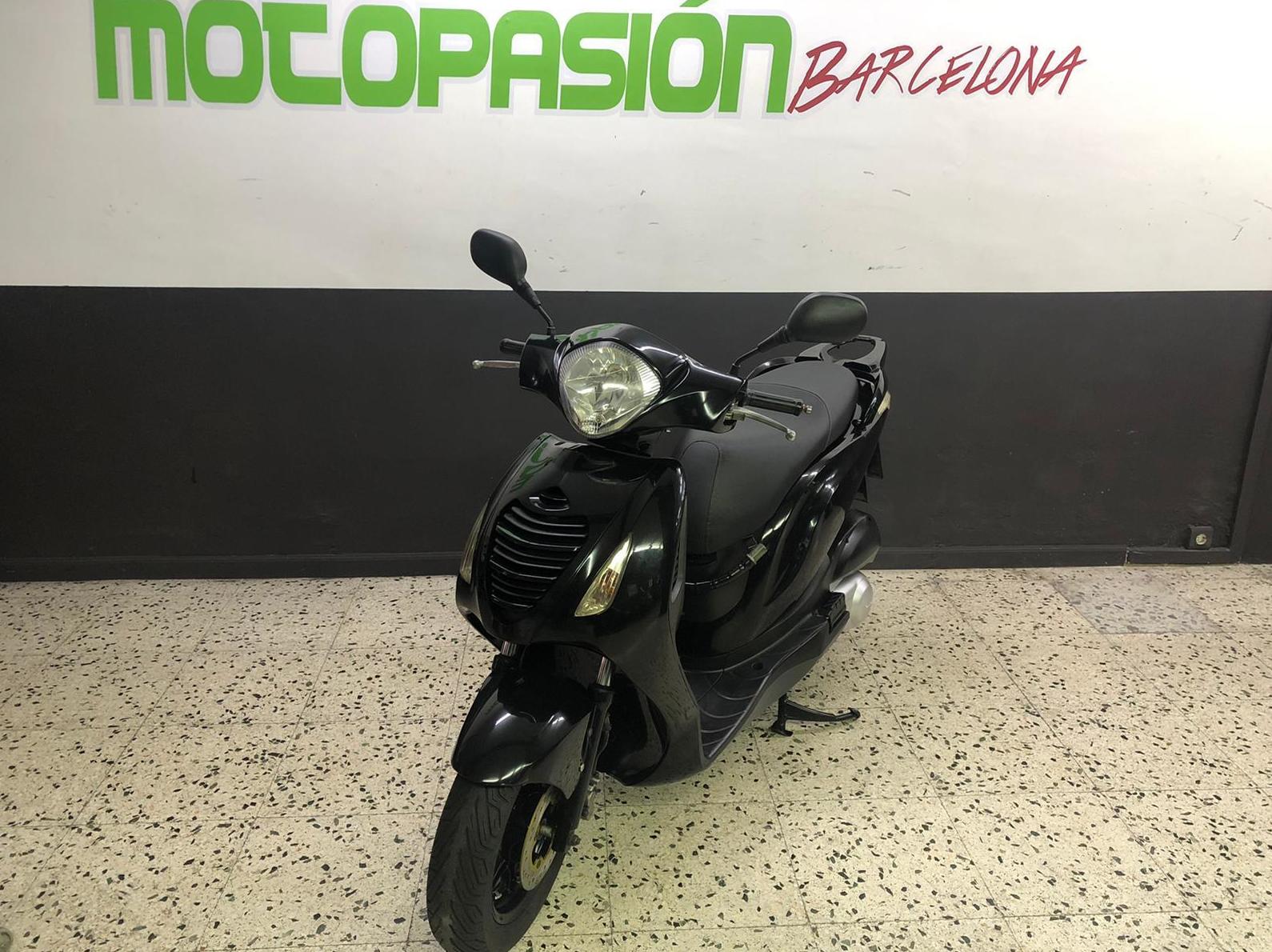 HONDA PASIÓN 125: Motos de Motopasión Barcelona HONDA PASIÓN 125: Motos de Motopasión Barcelona