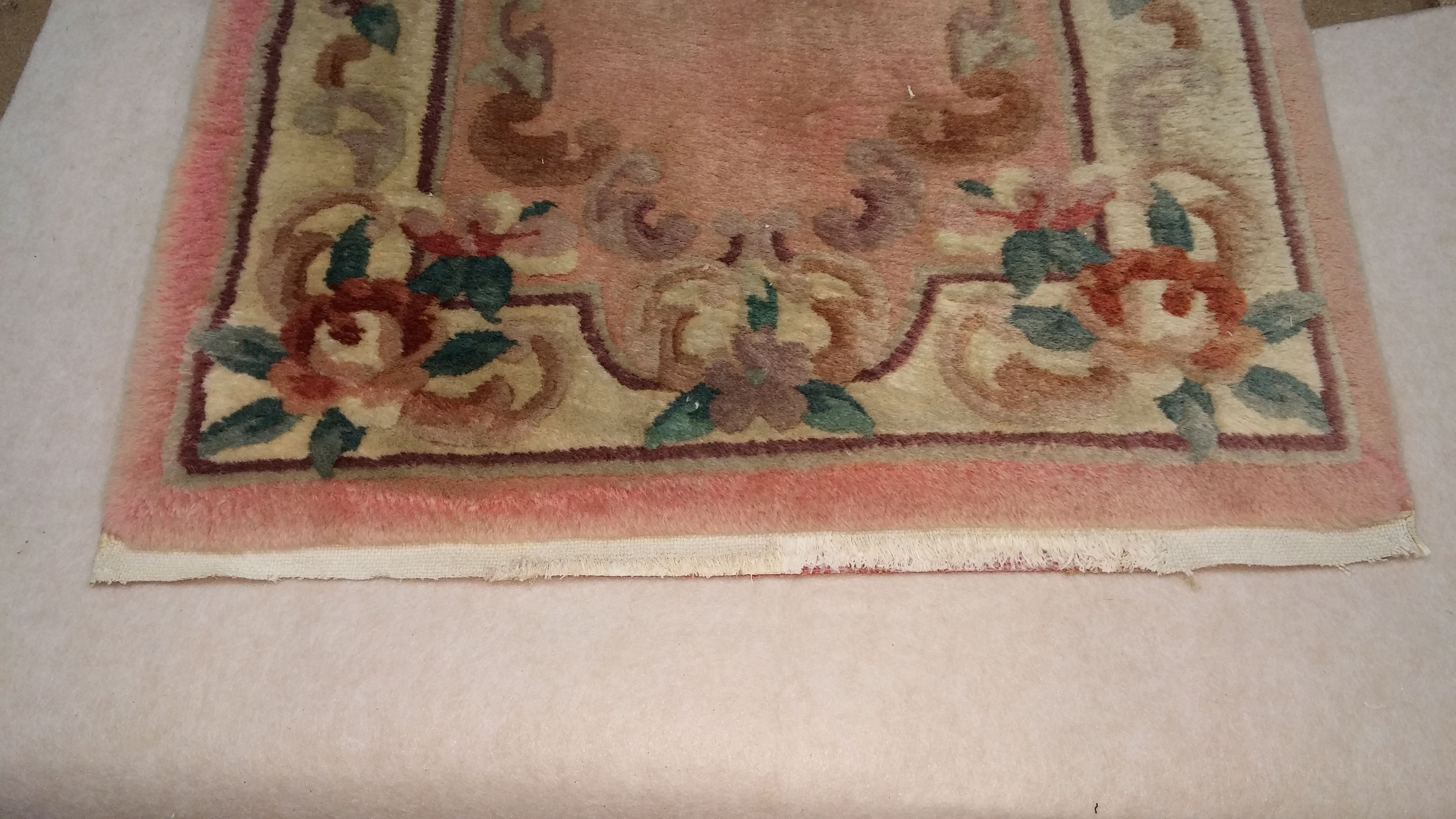 Poner y quitar flecos: Reparación de alfombras de Taller de Alfombras Poner y quitar flecos: Reparación de alfombras de Taller de Alfombras