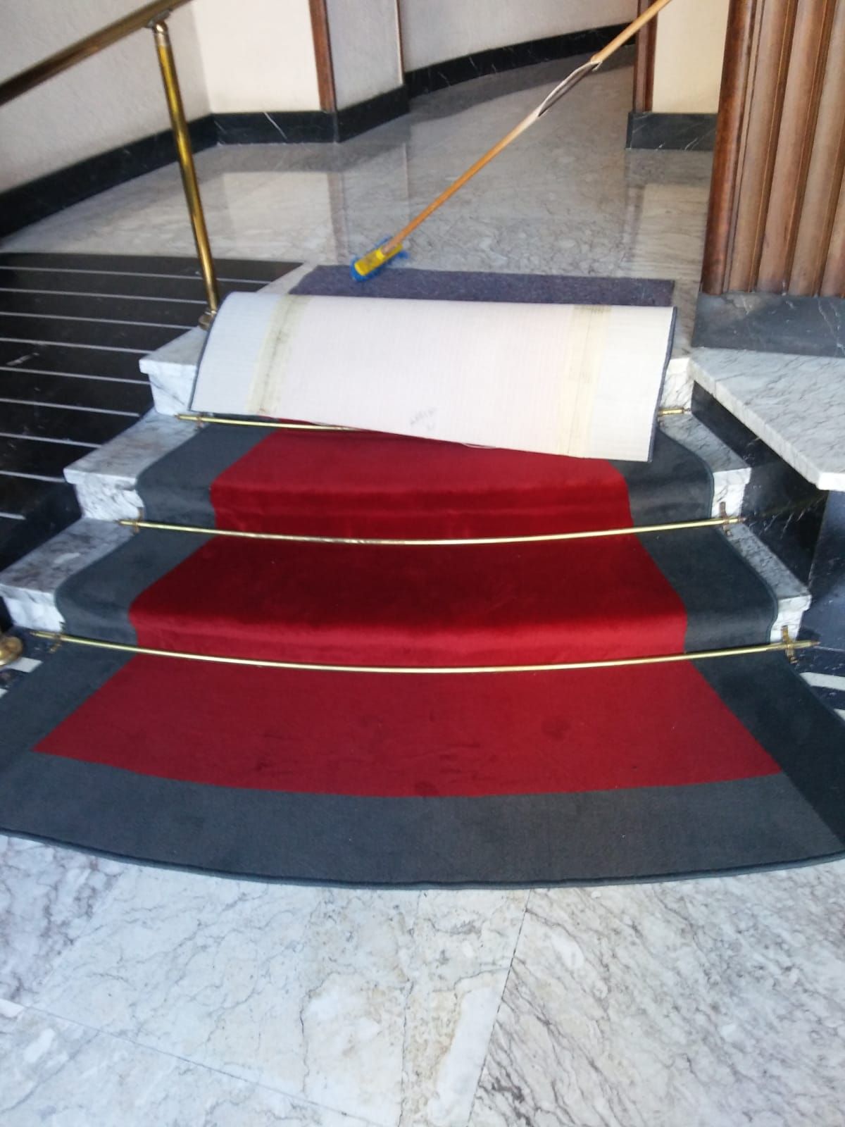 Limpieza de alfombras/Tratamiento antipolillas: Reparación de alfombras de Taller de Alfombras Limpieza de alfombras/Tratamiento antipolillas: Reparación de alfombras de Taller de Alfombras