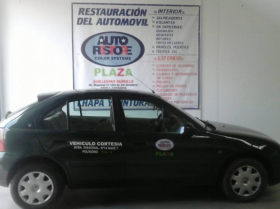 Vehículo de Cortesía: Servicios de Autorestore Plaza Vehículo de Cortesía: Servicios de Autorestore Plaza