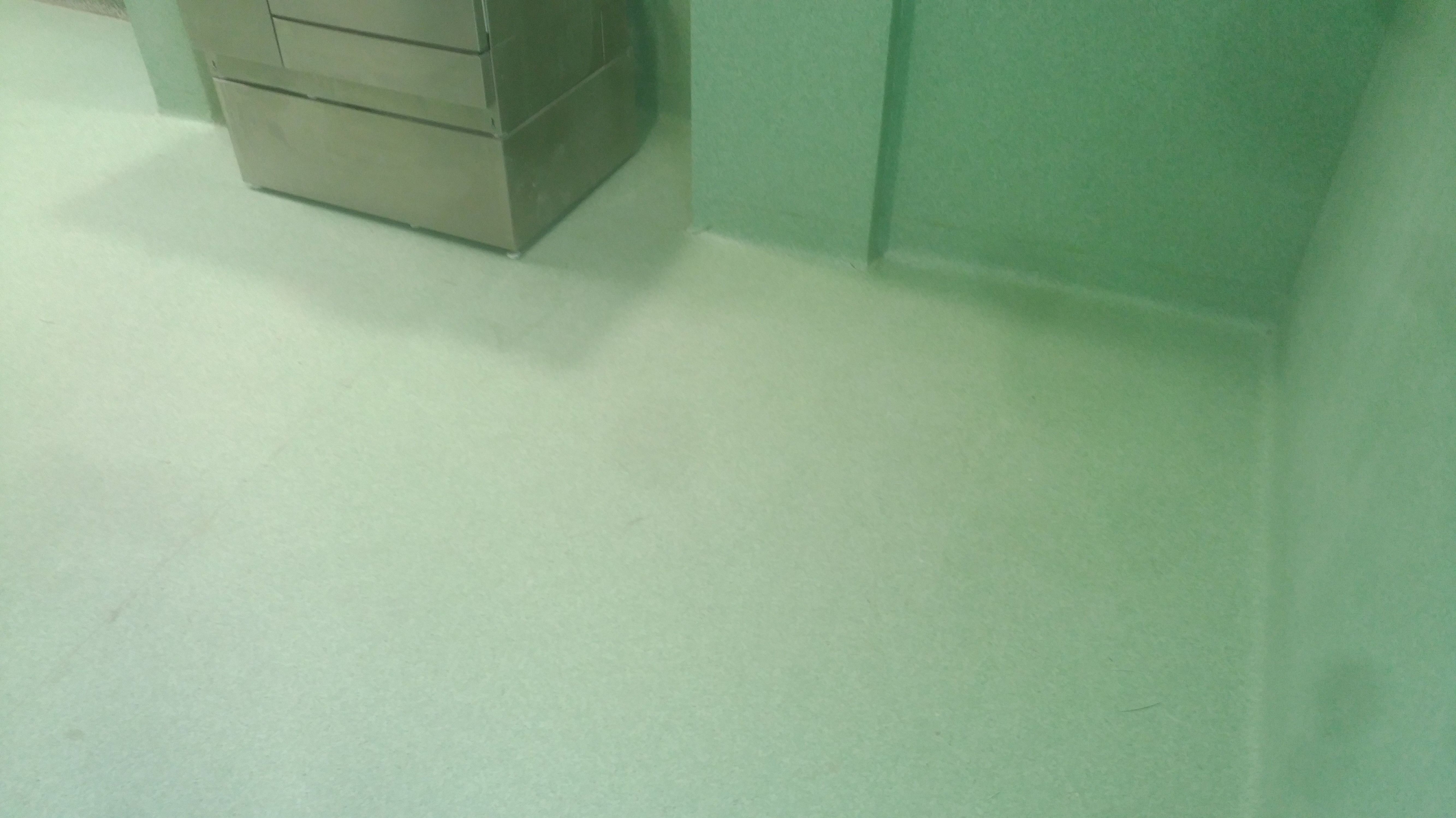 Sigue la continuidad de la estética con laminas de linóleo y pvc. Sigue la continuidad de la estética con laminas de linóleo y pvc.