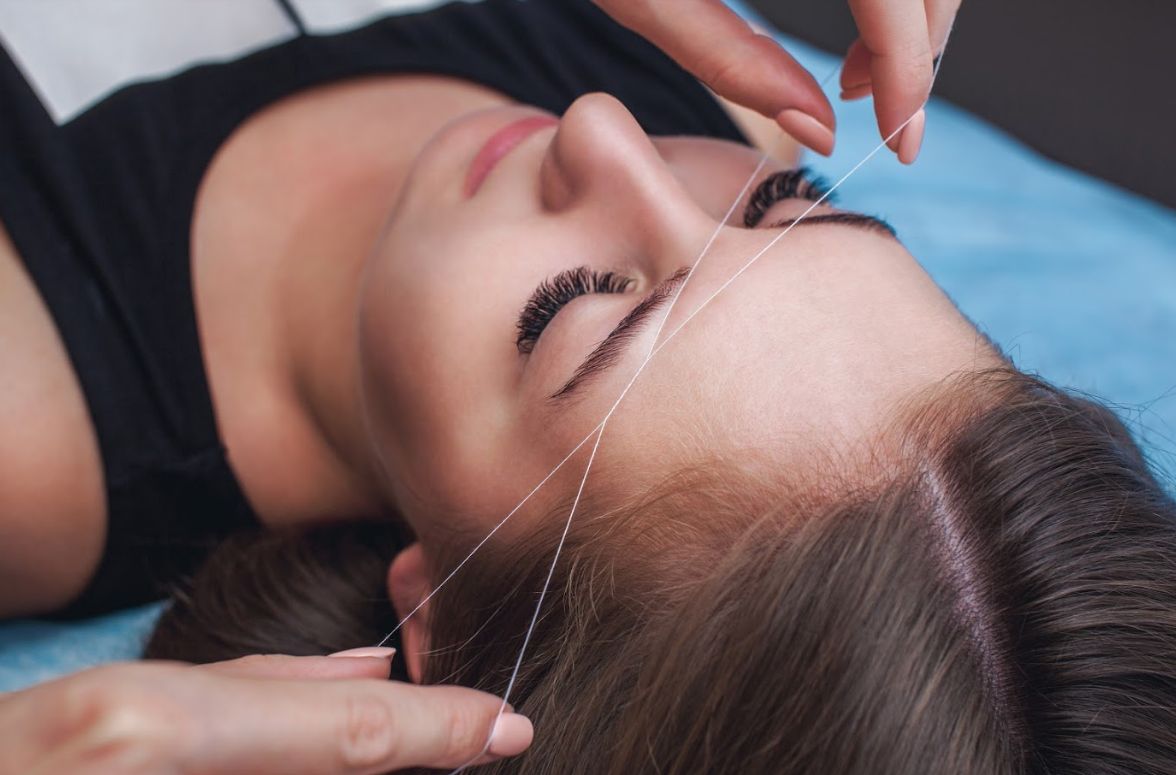 Depilación de cejas con hilo: Preguntas frecuentes-Servicios de Felinas Lash Depilación de cejas con hilo: Preguntas frecuentes-Servicios de Felinas Lash