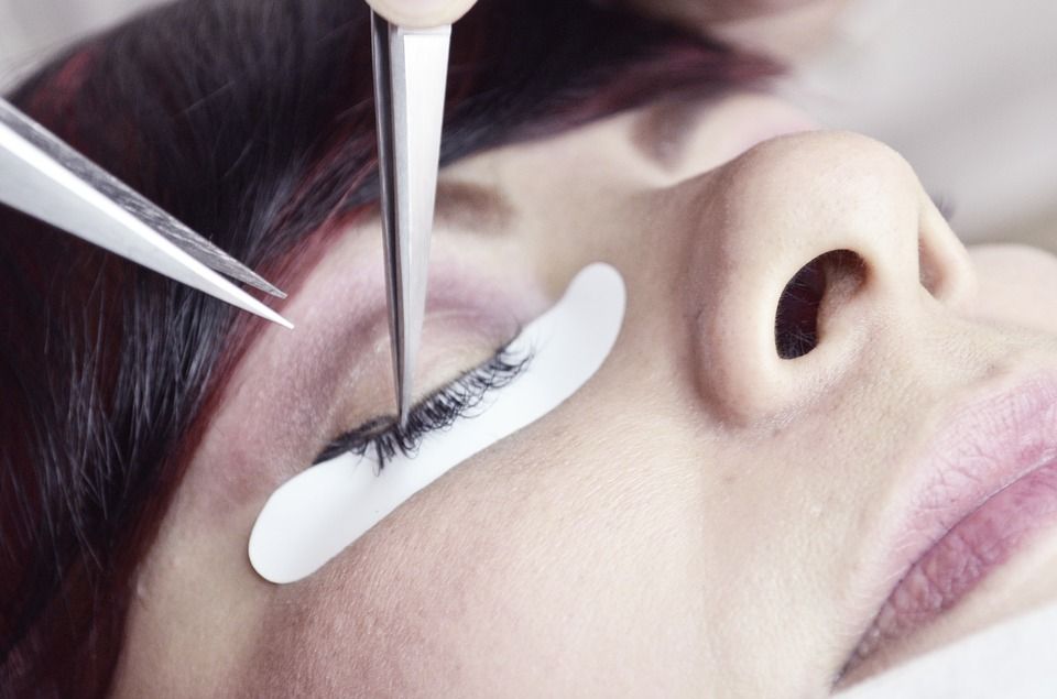 ¿Se nota cuando se caen?: Preguntas frecuentes-Servicios de Felinas Lash ¿Se nota cuando se caen?: Preguntas frecuentes-Servicios de Felinas Lash