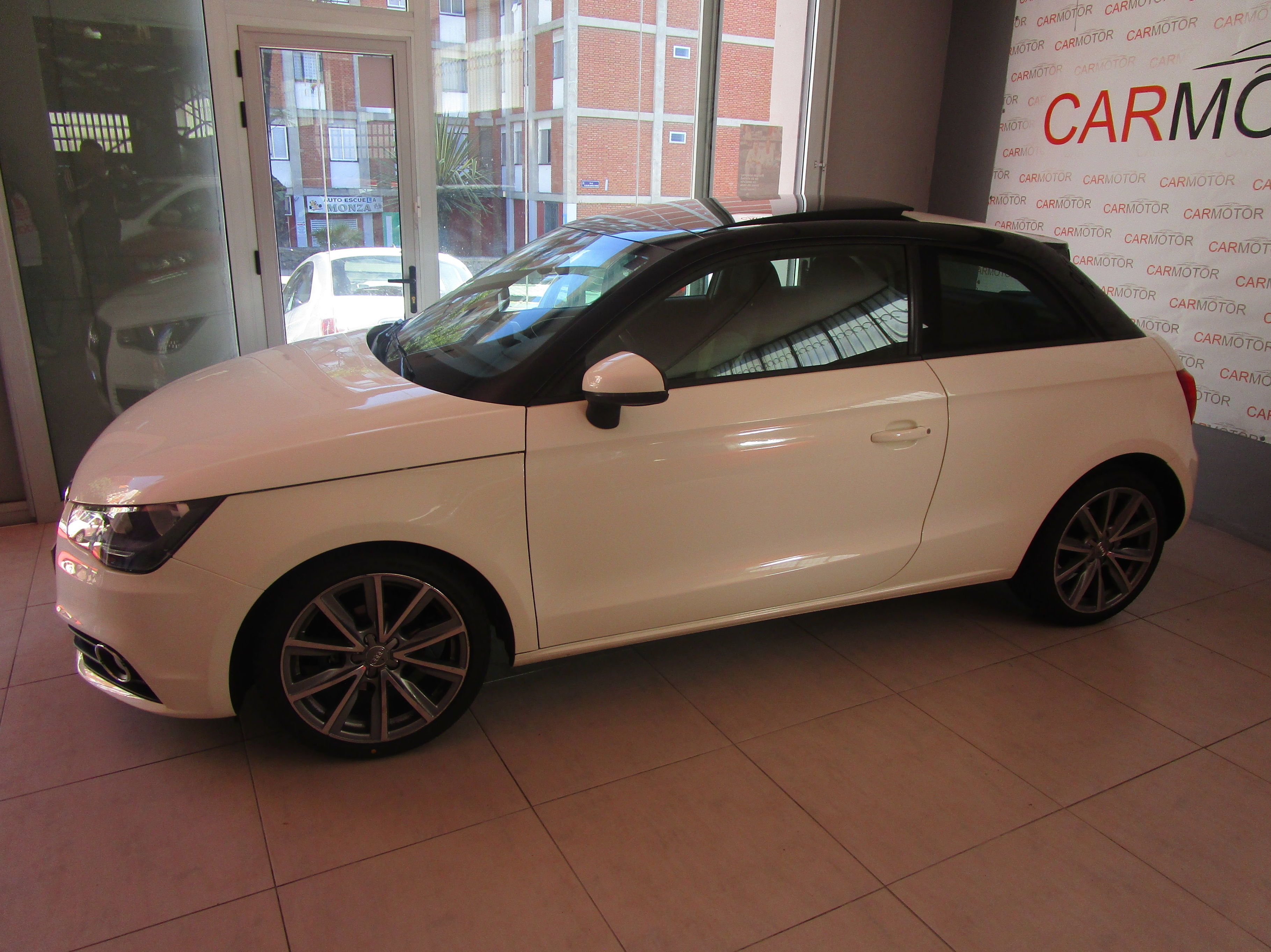 AUDI A1 1.2 TFSI 86CV ATTRACTION : Vehículos de CARMOTOR AUDI A1 1.2 TFSI 86CV ATTRACTION : Vehículos de CARMOTOR
