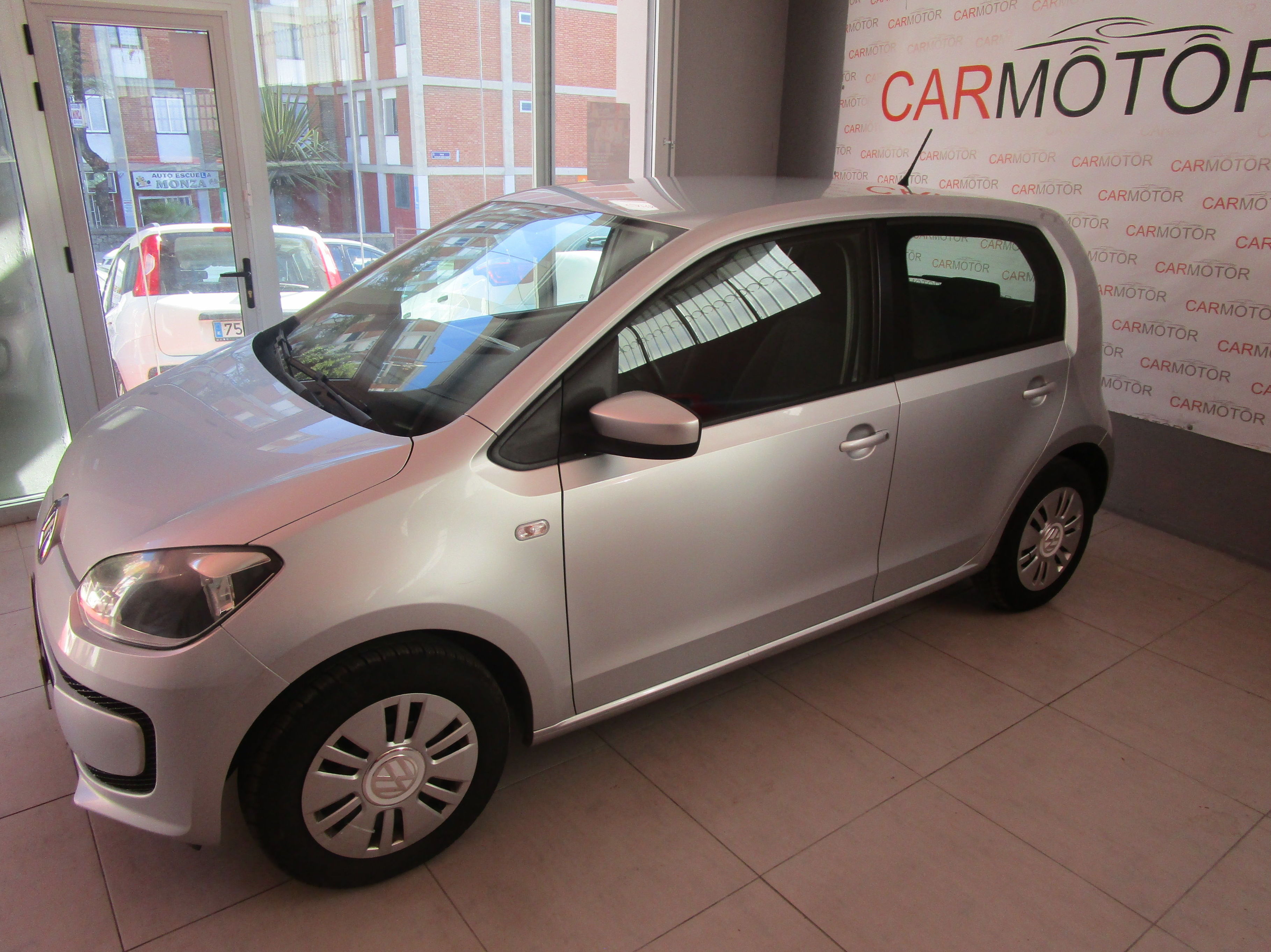 VOLKSWAGEN UP!: Vehículos de CARMOTOR VOLKSWAGEN UP!: Vehículos de CARMOTOR