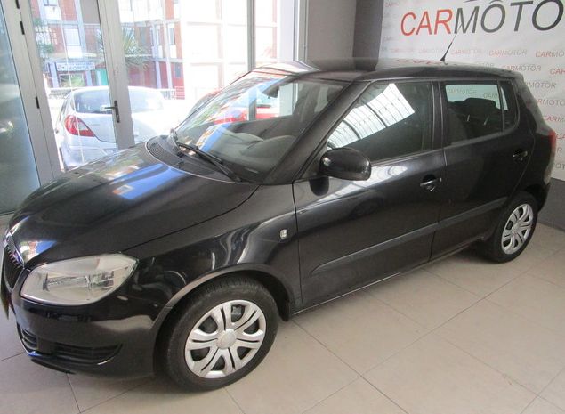SKODA - FABIA 1. 2: Vehículos de CARMOTOR SKODA - FABIA 1. 2: Vehículos de CARMOTOR