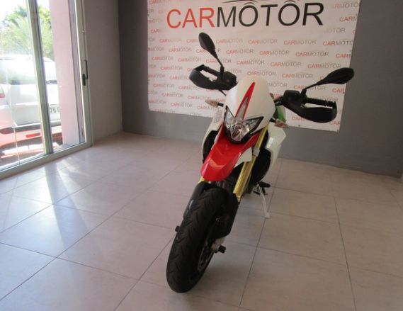 APRILIA - DORSODURO: Vehículos de CARMOTOR APRILIA - DORSODURO: Vehículos de CARMOTOR
