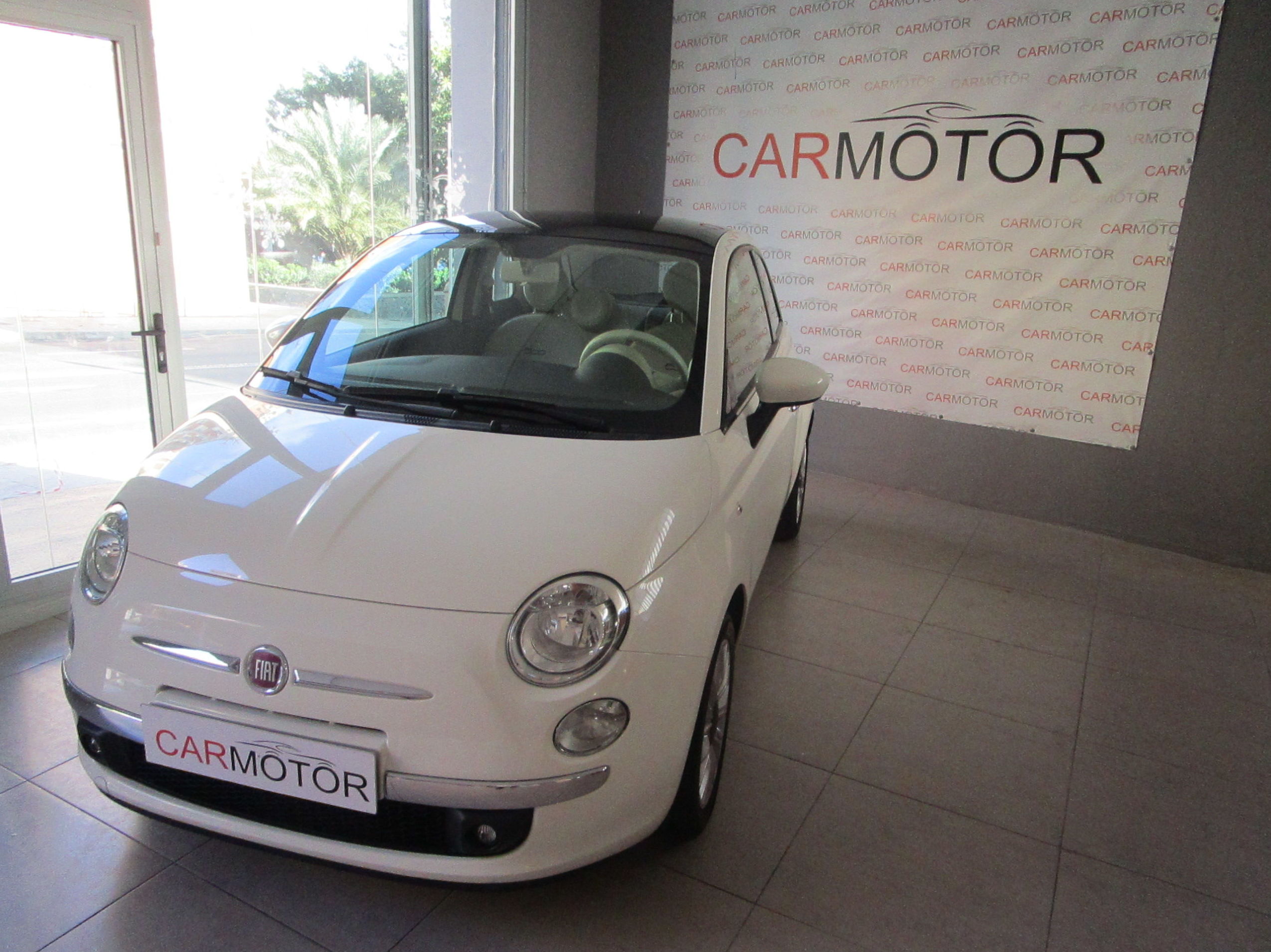 FIAT 500 LOUNGE: Vehículos de CARMOTOR FIAT 500 LOUNGE: Vehículos de CARMOTOR