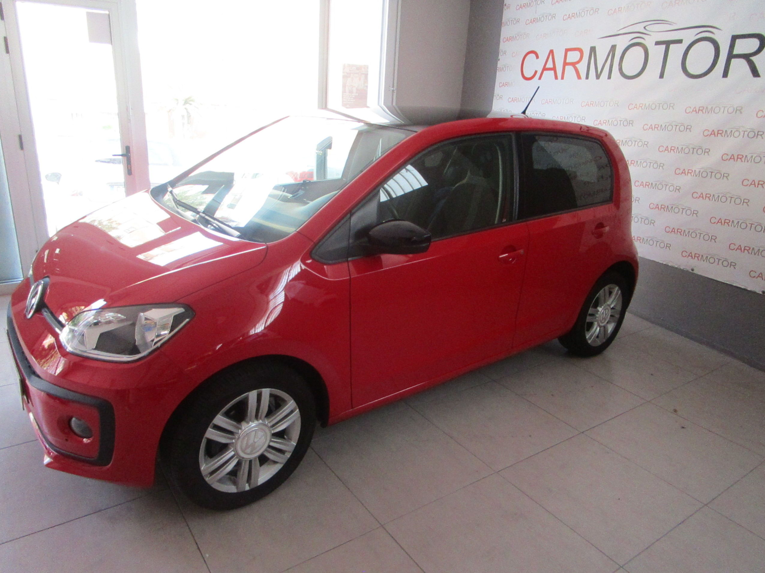 VOLKSWAGEN UP HIGH: Vehículos de CARMOTOR VOLKSWAGEN UP HIGH: Vehículos de CARMOTOR