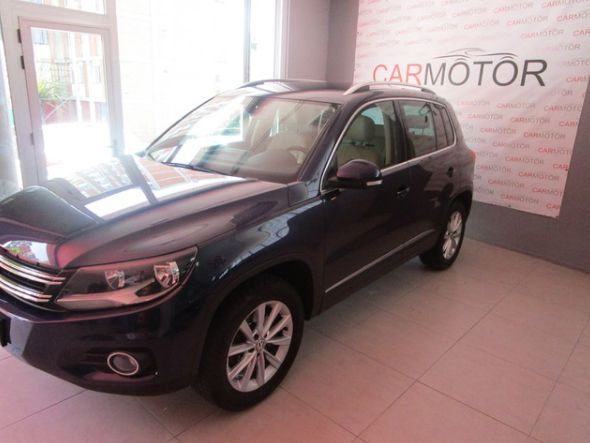 VOLKSWAGEN - TIGUAN 2. 0: Vehículos de CARMOTOR VOLKSWAGEN - TIGUAN 2. 0: Vehículos de CARMOTOR