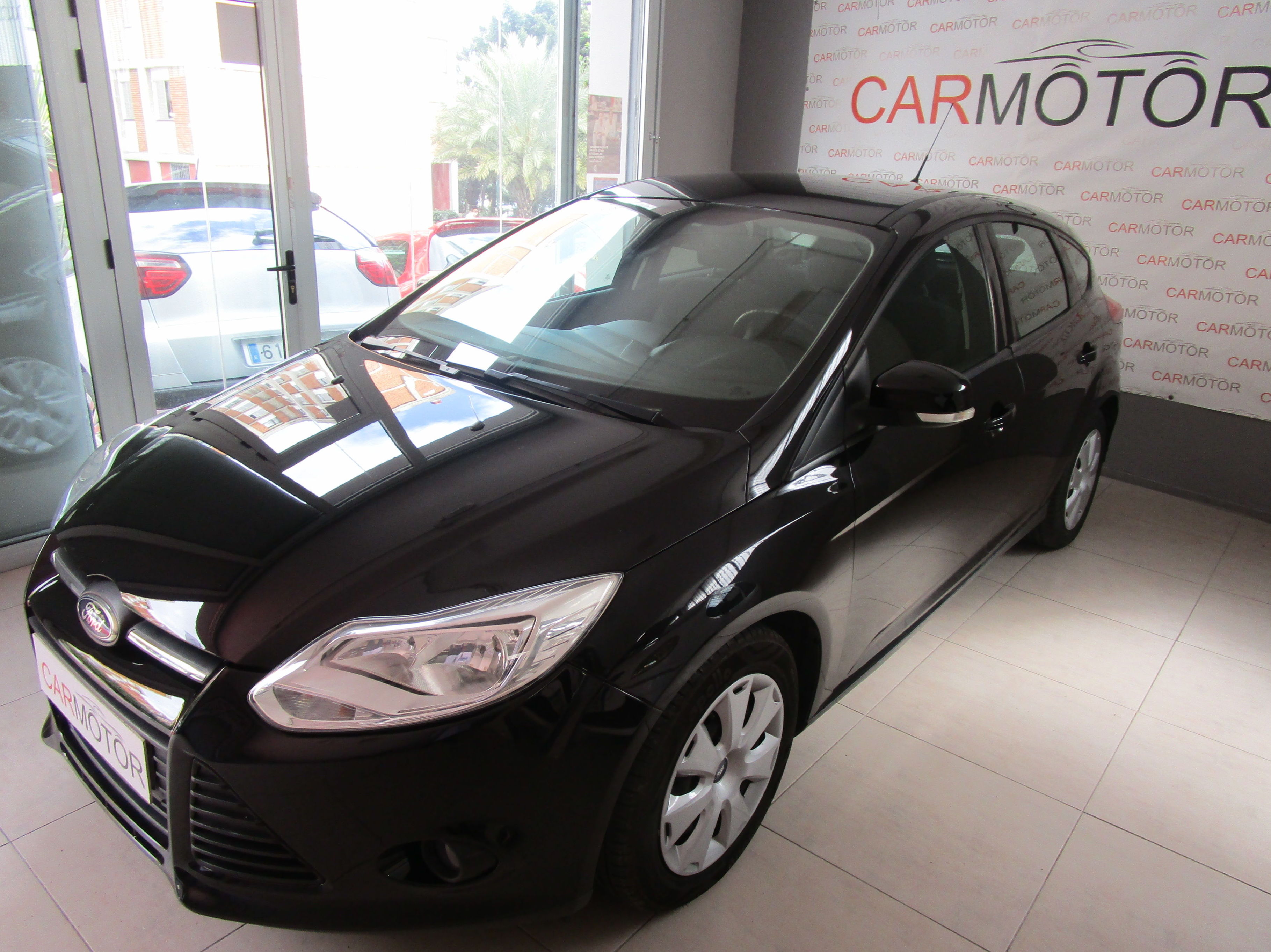 FORD FOCUS: Vehículos de CARMOTOR FORD FOCUS: Vehículos de CARMOTOR