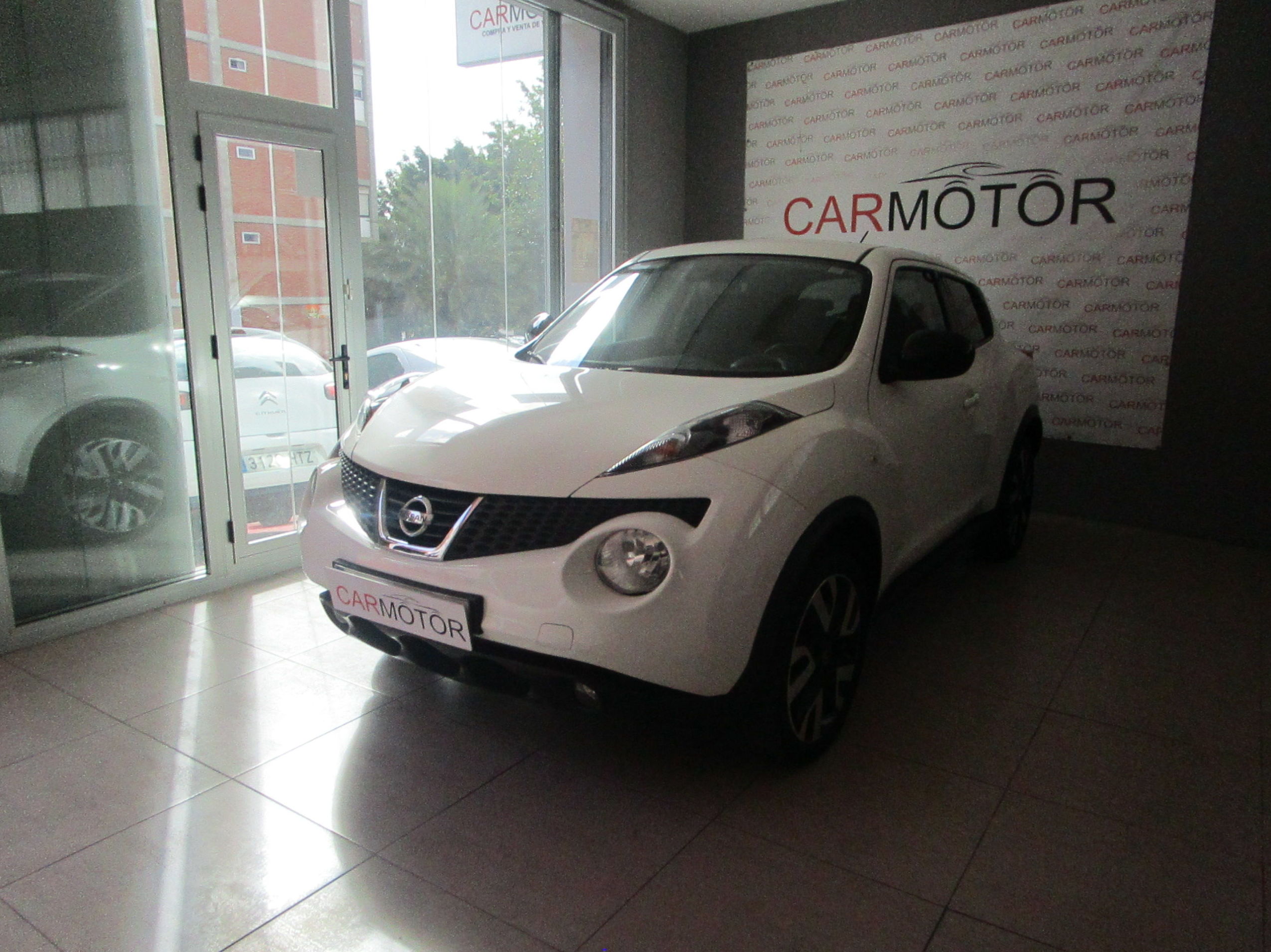 NISSAN JUKE TEKNA : Vehículos de CARMOTOR NISSAN JUKE TEKNA : Vehículos de CARMOTOR