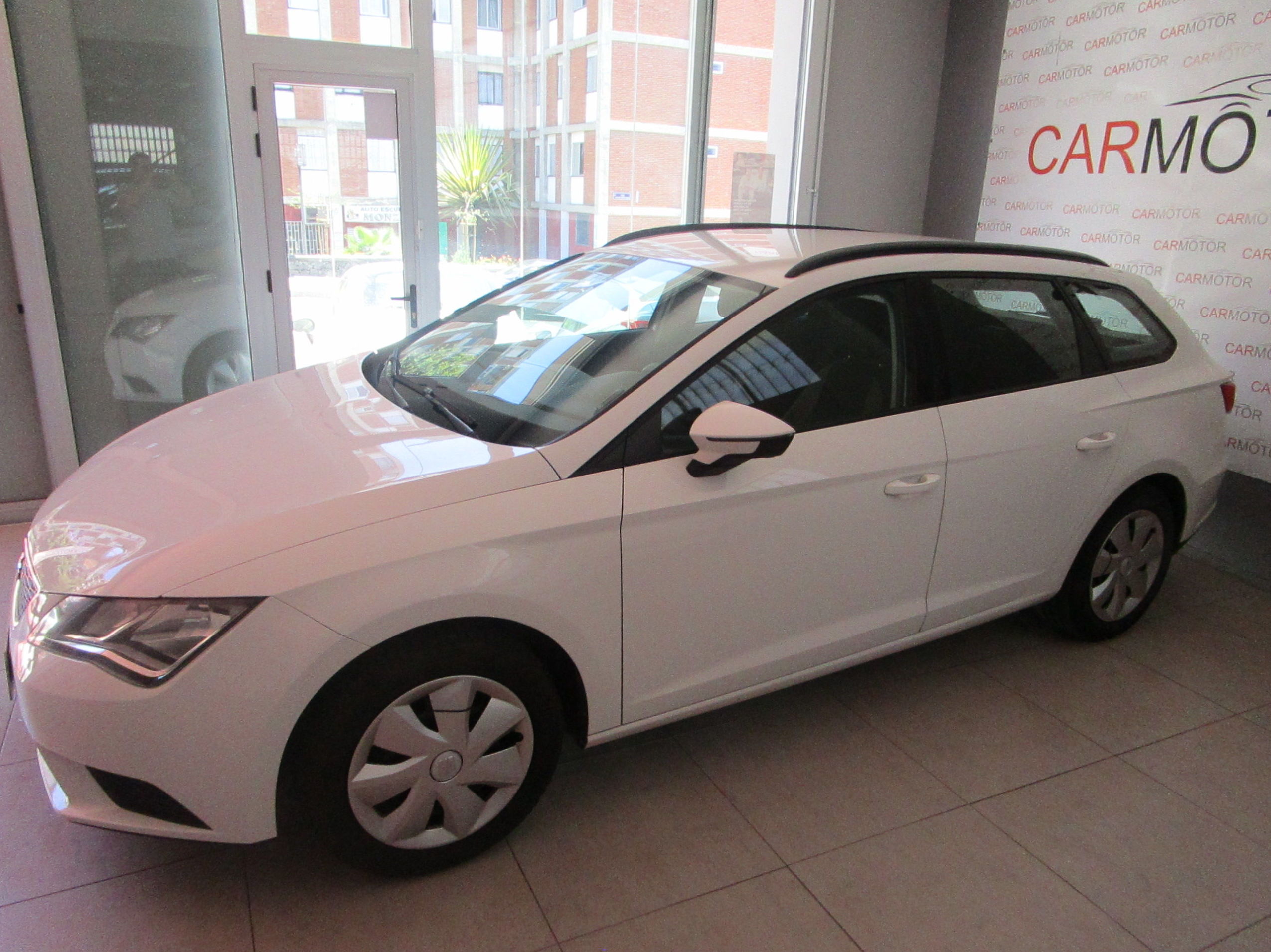SEAT LEON ST 1.2 TSI REFERENCE: Vehículos de CARMOTOR SEAT LEON ST 1.2 TSI REFERENCE: Vehículos de CARMOTOR