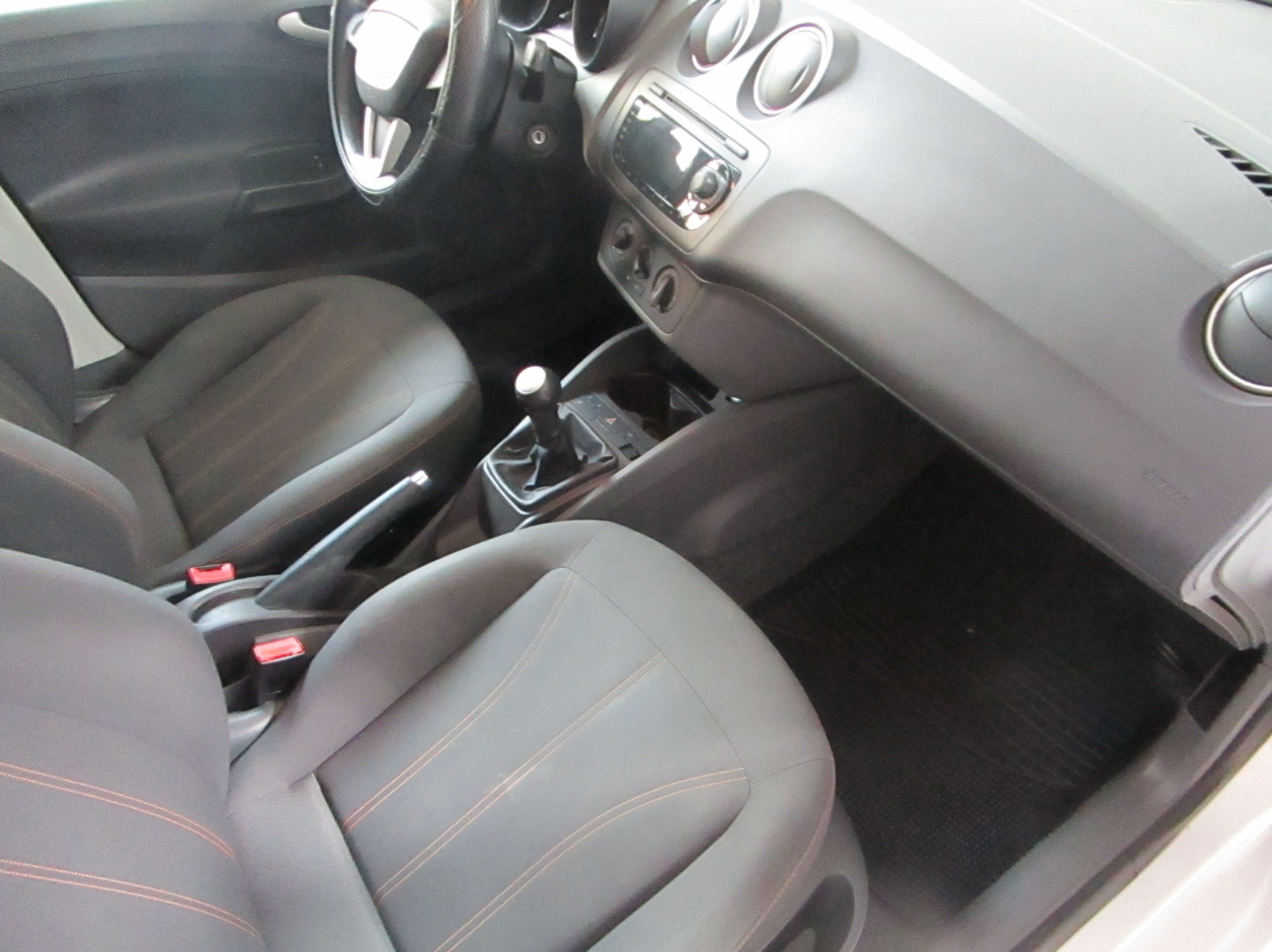 SEAT - IBIZA ST 1. 4 MALETERO LARGO: Vehículos de CARMOTOR SEAT - IBIZA ST 1. 4 MALETERO LARGO: Vehículos de CARMOTOR