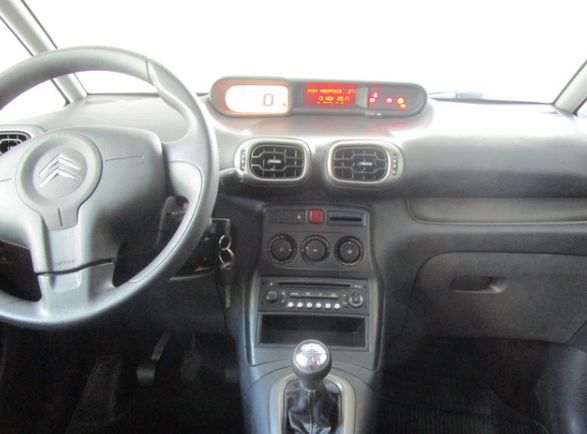 CITROËN - C3 PICASSO 1. 4: Vehículos de CARMOTOR CITROËN - C3 PICASSO 1. 4: Vehículos de CARMOTOR