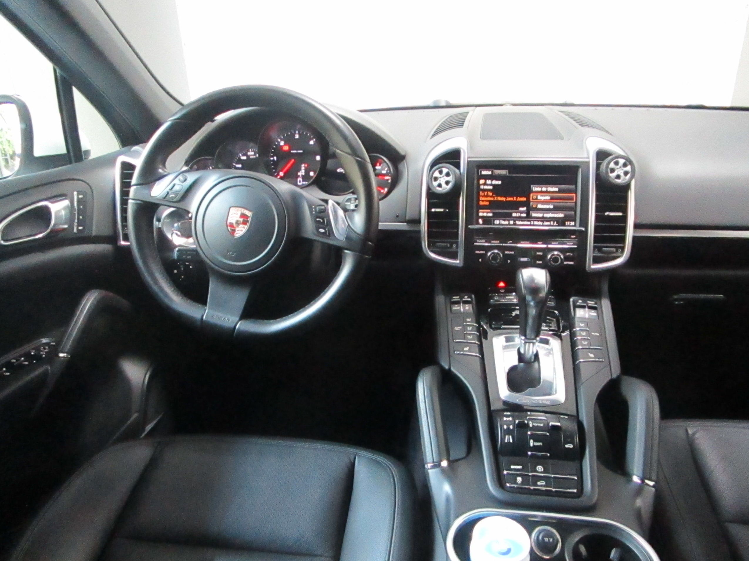 PORCHE CAYENNE 3.0 245CV: Vehículos de CARMOTOR PORCHE CAYENNE 3.0 245CV: Vehículos de CARMOTOR